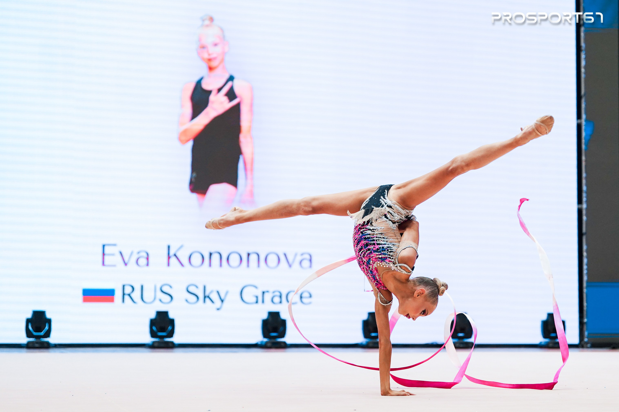 Ева Кононова. Хрустальная роза 2025 г.Минск. Спортивный фотограф Олег Медведев | prosport67 | Смоленск