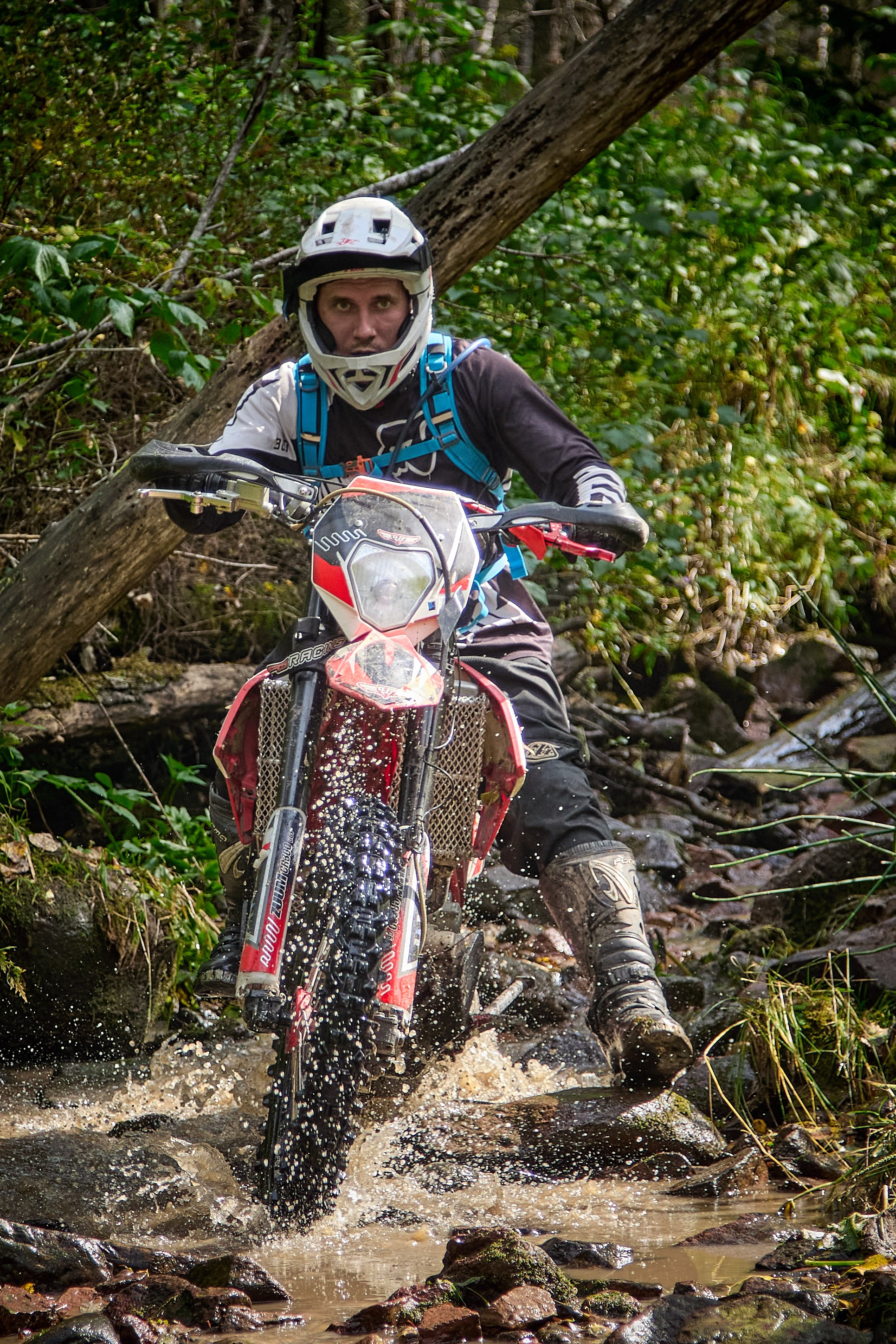 БУРЕЛОМ 2025 чемпионат Сибири по Эндуро. Фотограф Москва Concerts photo / Fashion photо