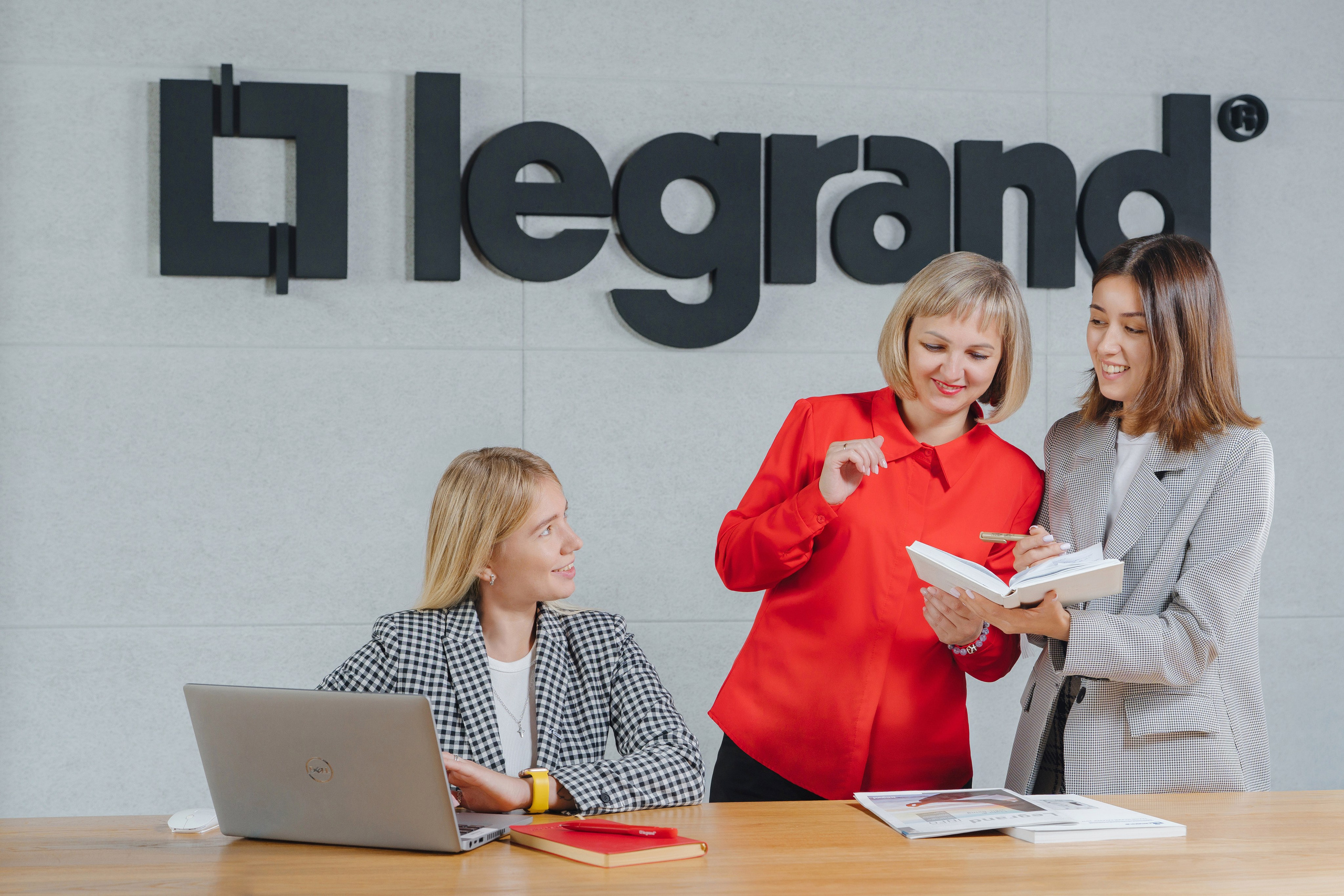 Корпоративный, промышленный и имиджевый фотограф Максим Меш