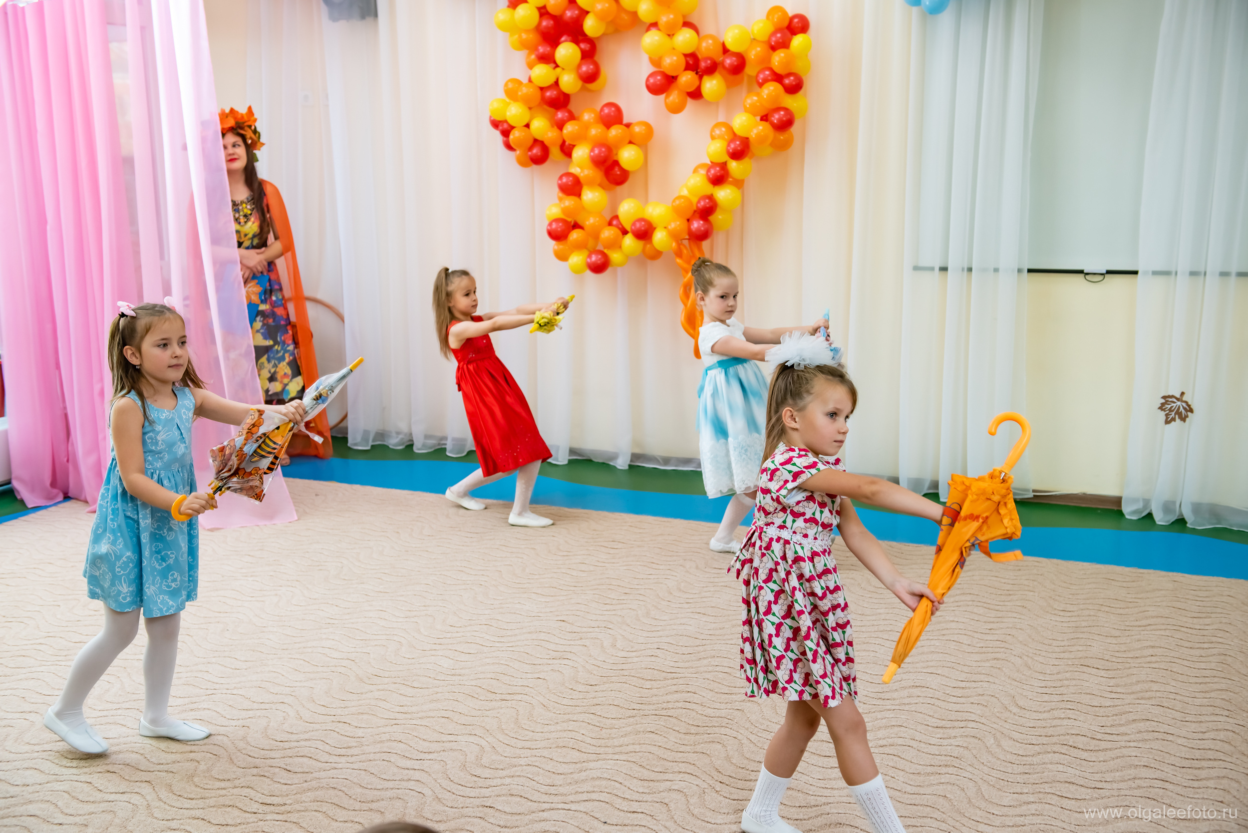Фотосъемка утренника в детском саду дети выступают иркутск
