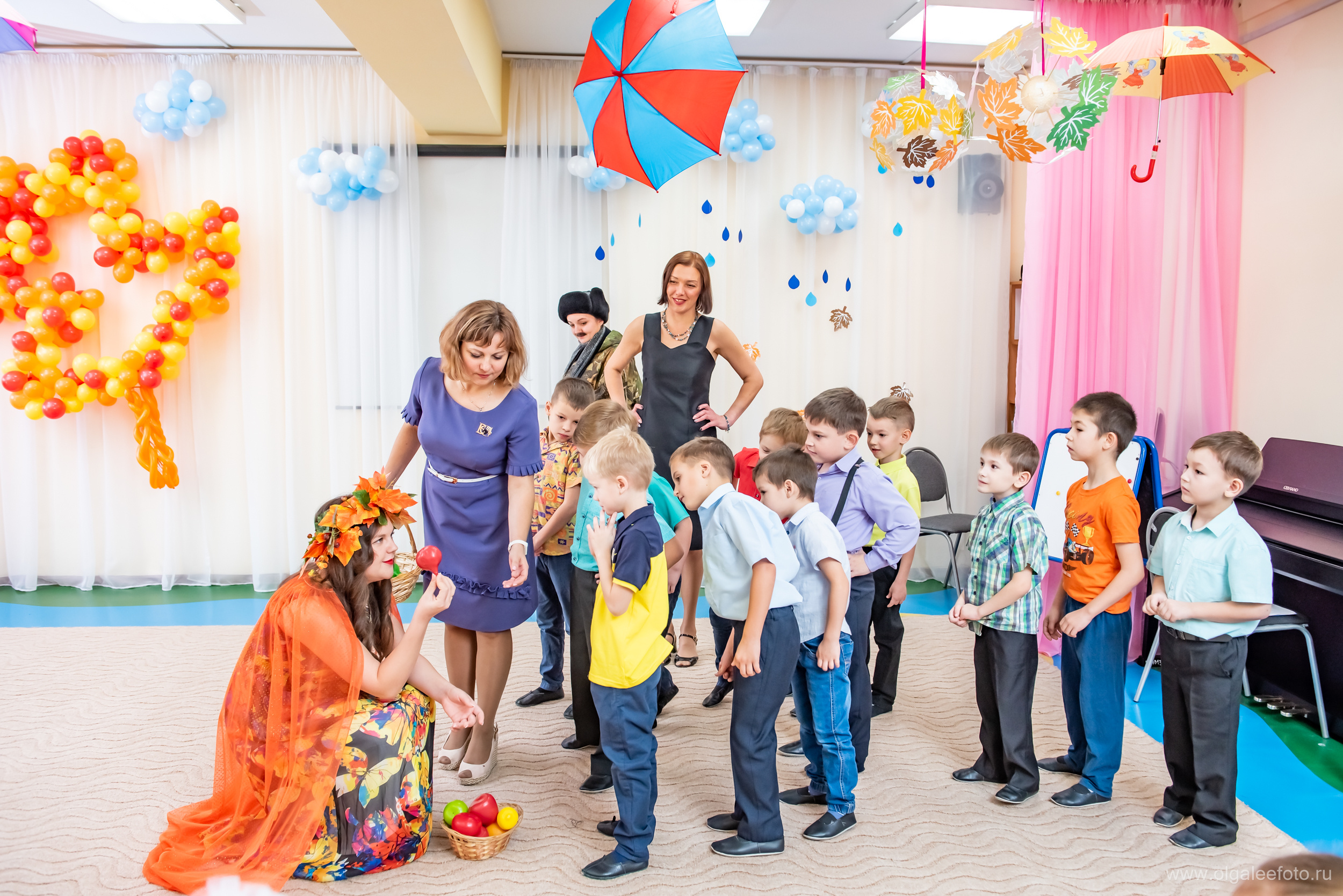 Фотосъемка утренника в детском саду дети выступают иркутск