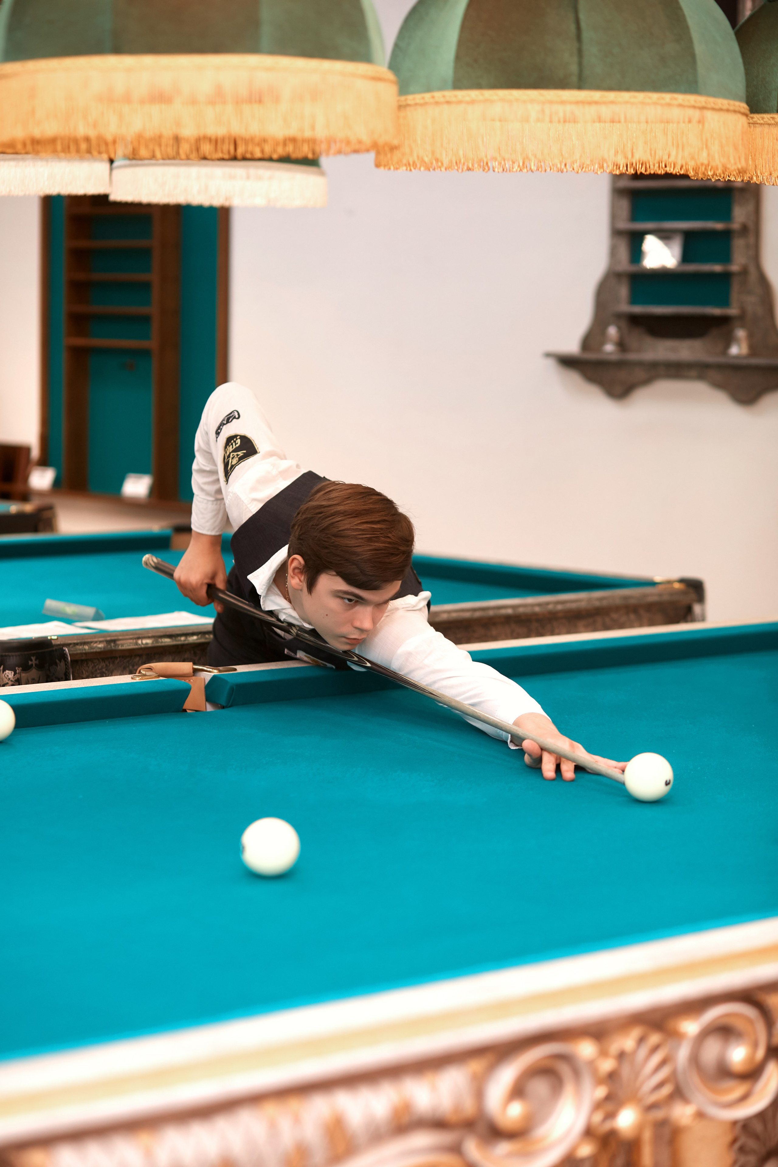 Семён За́йцев — российский профессиональный игрок в русский бильярд, мастер спорта России международного класса. Фотограф ваших самых ярких событий в Москве и СПБ. Збронская Юлия