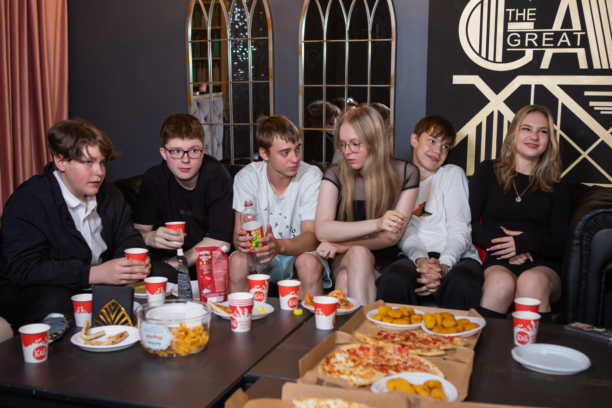 Праздники в школе. Репортажный фотограф Ирина Сухарева