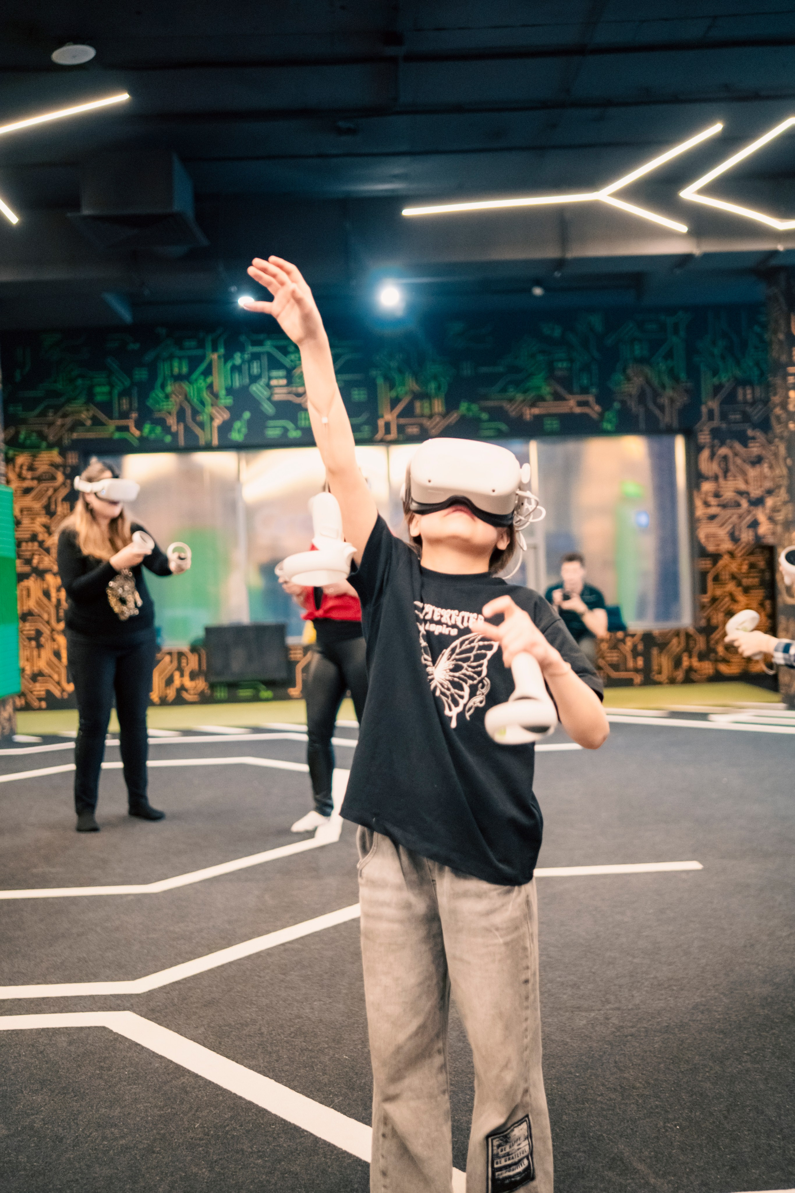 VR April-May. Felixtones