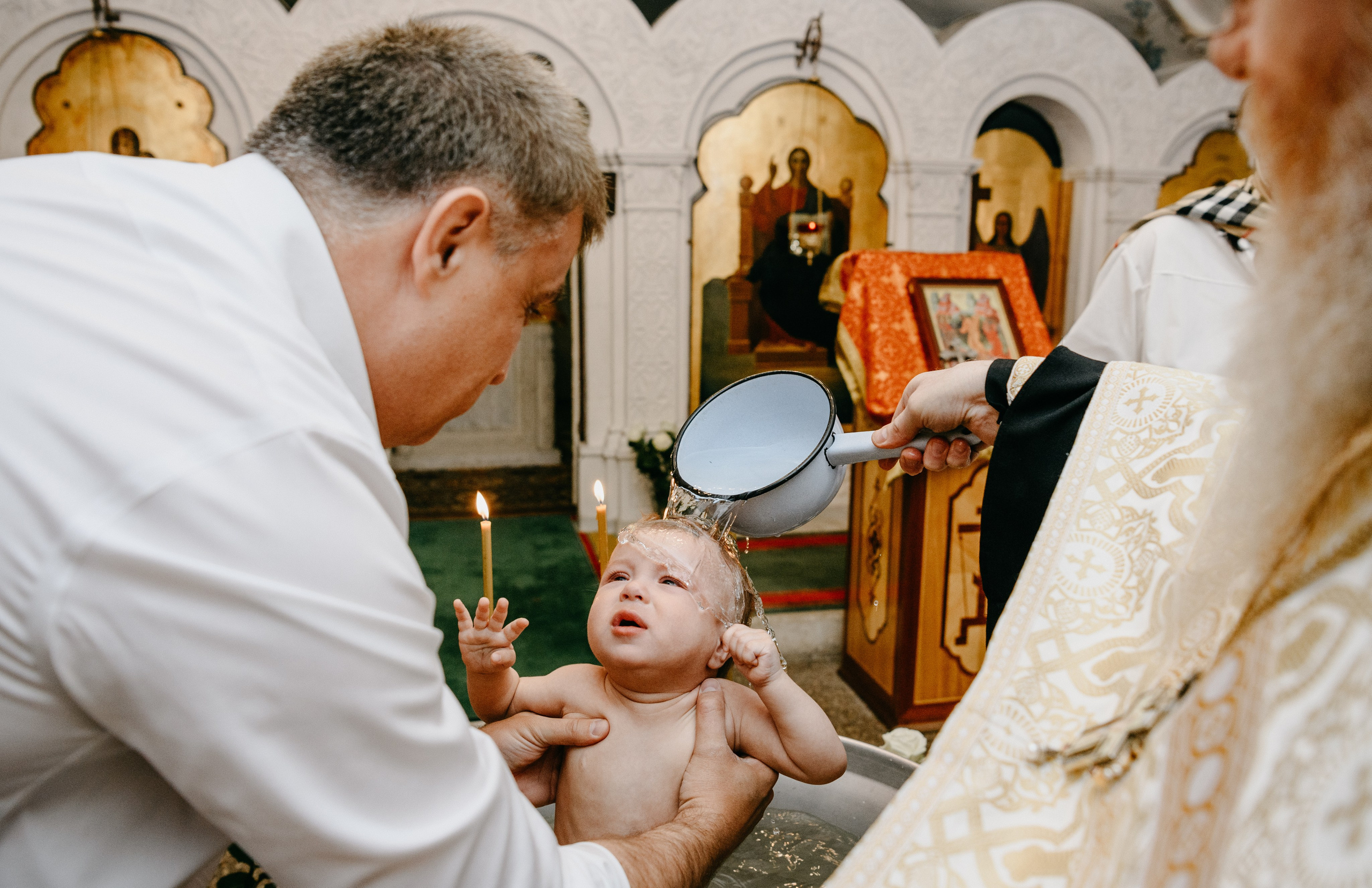 Крещение Александра. Фотограф на выписку из роддома в Москве и МО