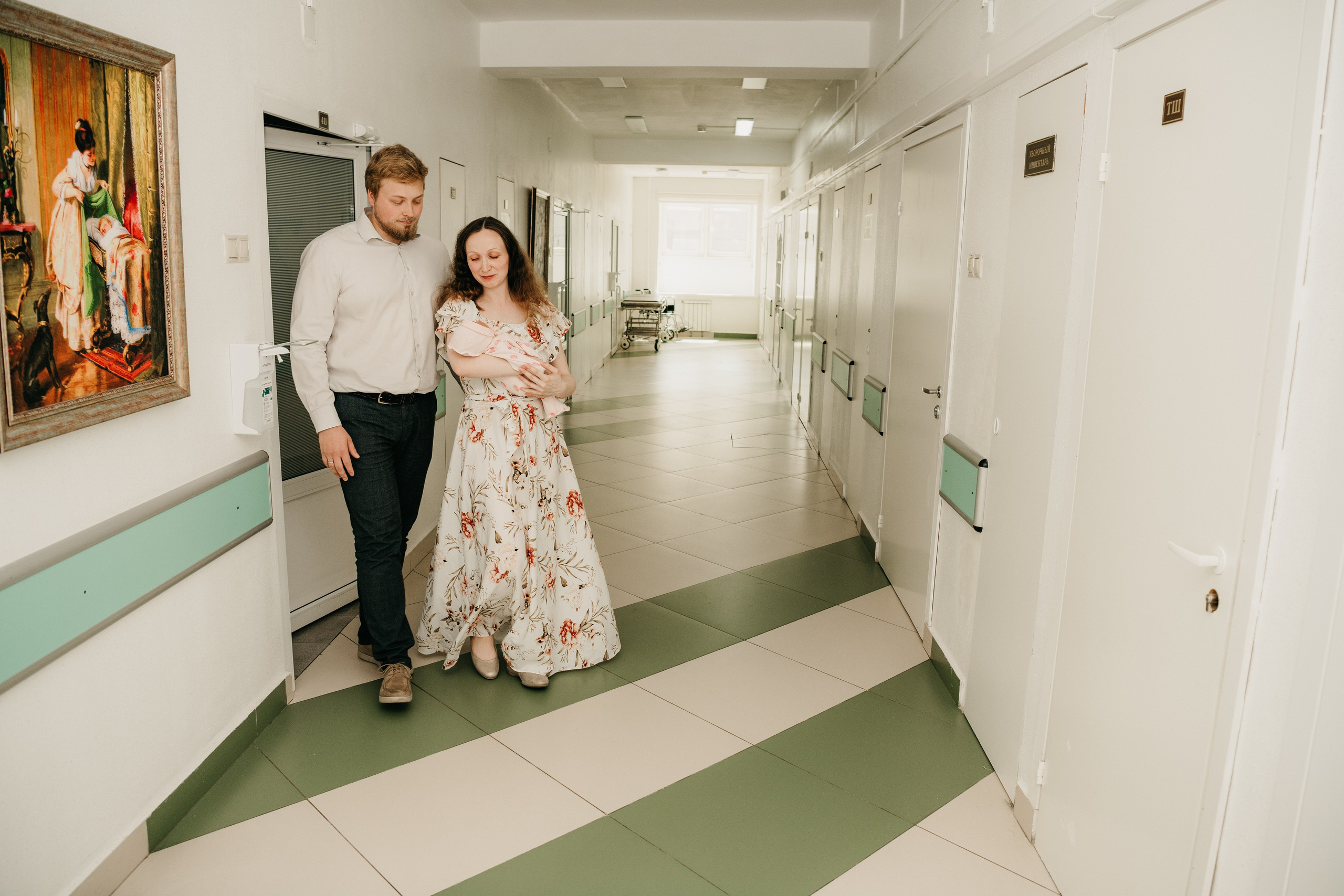 Выписка Виктории. Фотограф на выписку из роддома в Москве и МО
