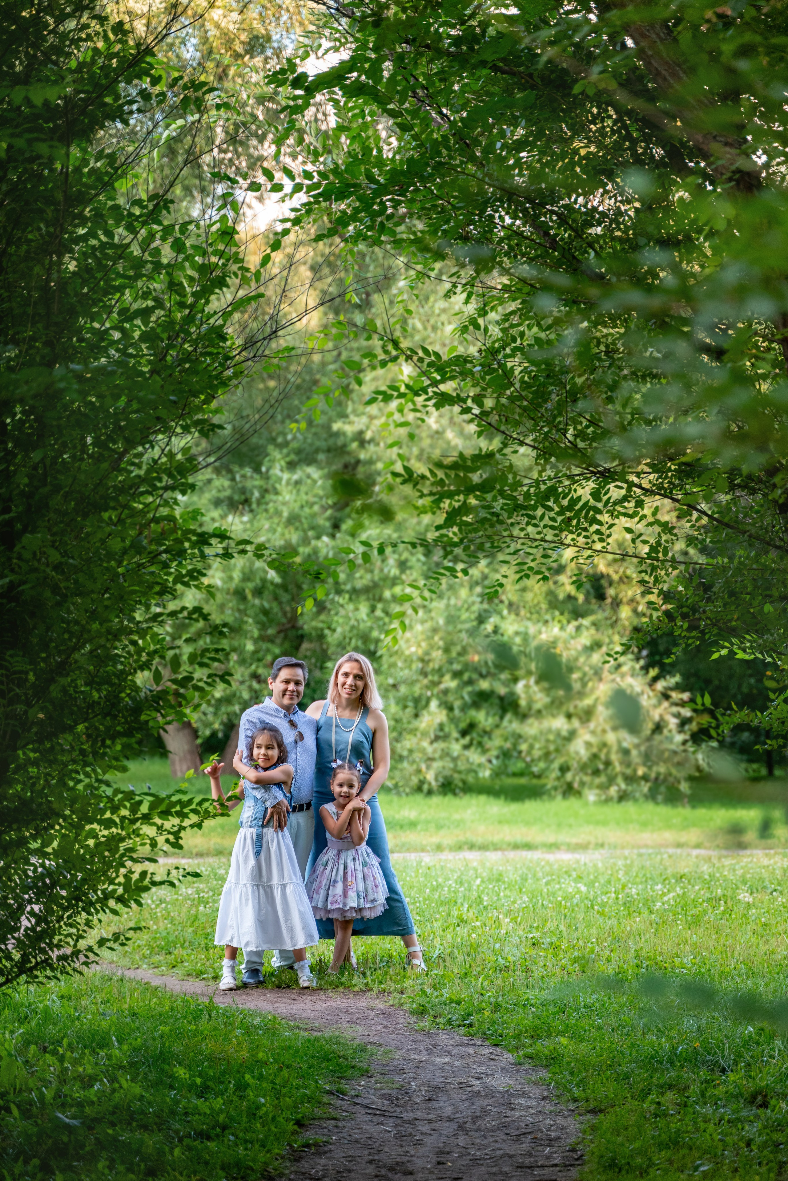Виктор и Елена. Выпускные альбомы Москва и МО. Школьный и семейный фотограф