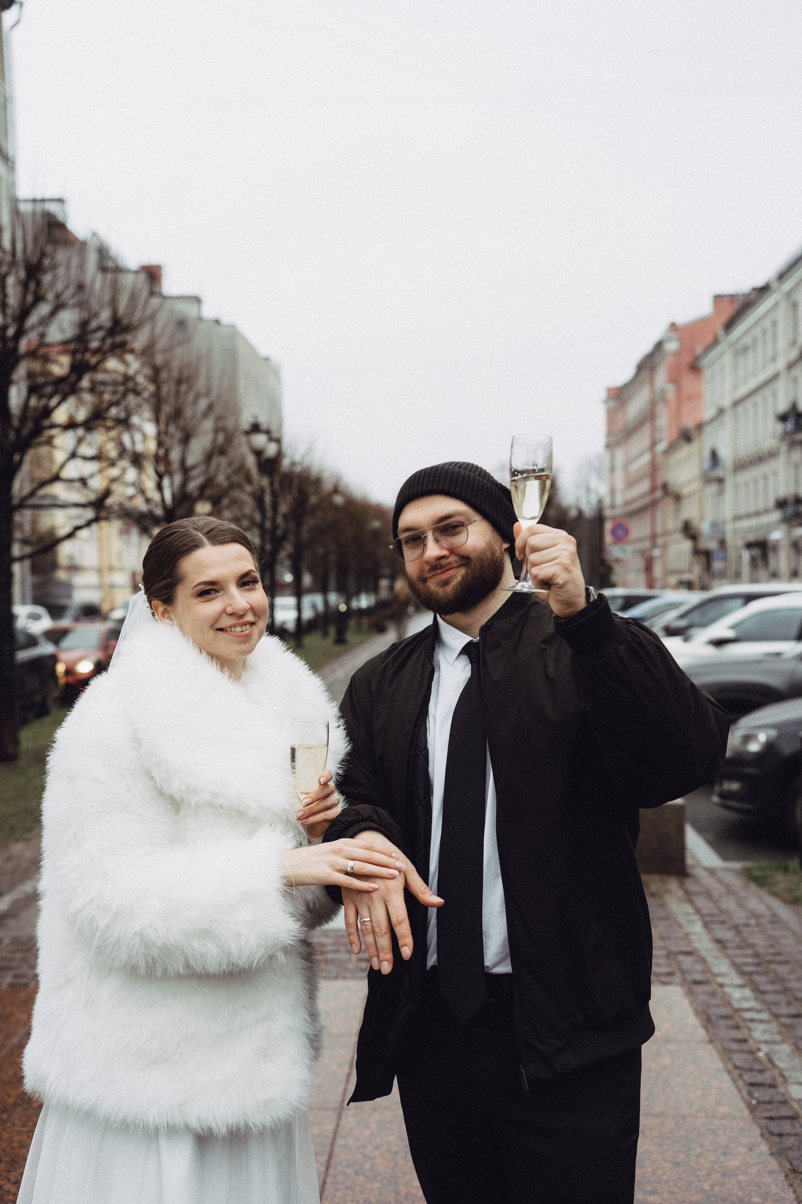 СВАДЕБНАЯ СЬЕМКА ВО ВТОРОМ ДВОРЦЕ (ДЕКАБРЬ) ТАКЖЕ СЬЕМКА В СТУДИИ НА ЧЕРНЫШЕВСКОЙ. Профессиональный фотограф, Санкт-Петербург — Виктория Богомолова