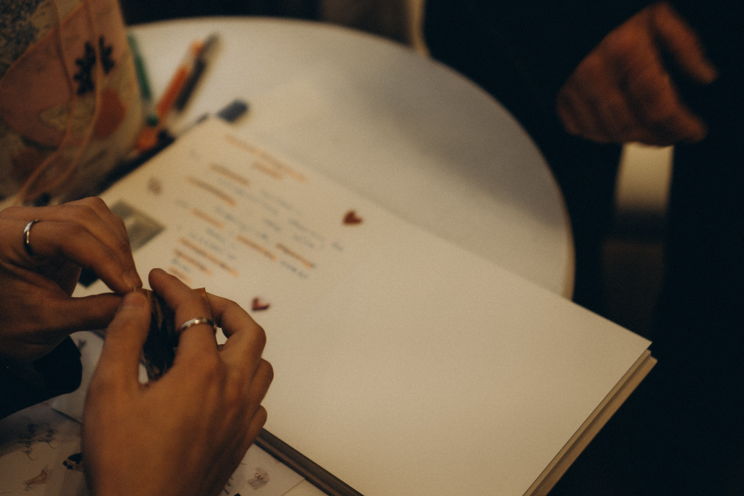 СЬЕМКА РЕПОРТАЖ В ЗАГСЕ (2 ДВОРЕЦ). Профессиональный фотограф, Санкт-Петербург — Виктория Богомолова