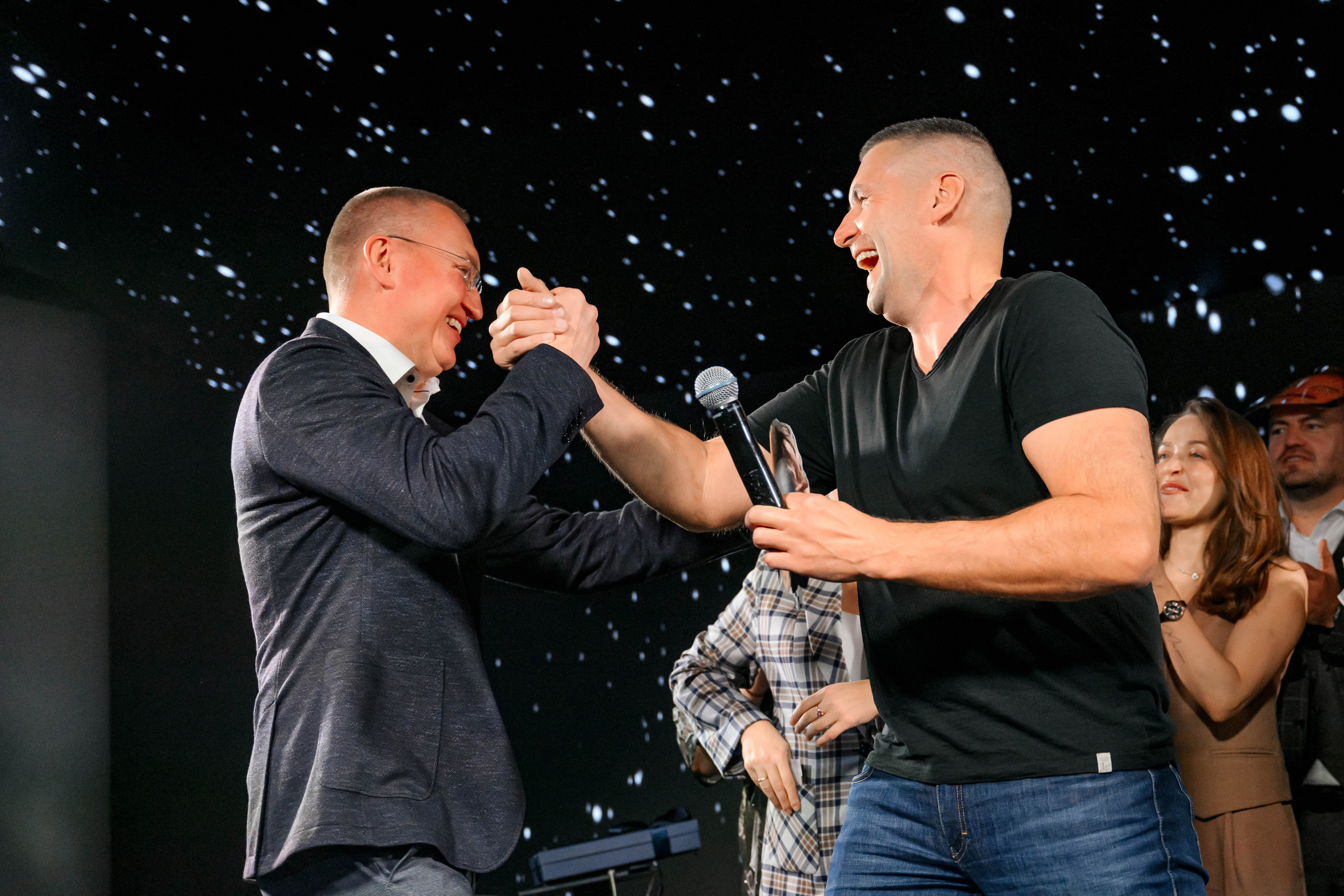 Happy Birthday. Максим Комаров — Профессиональный фотограф