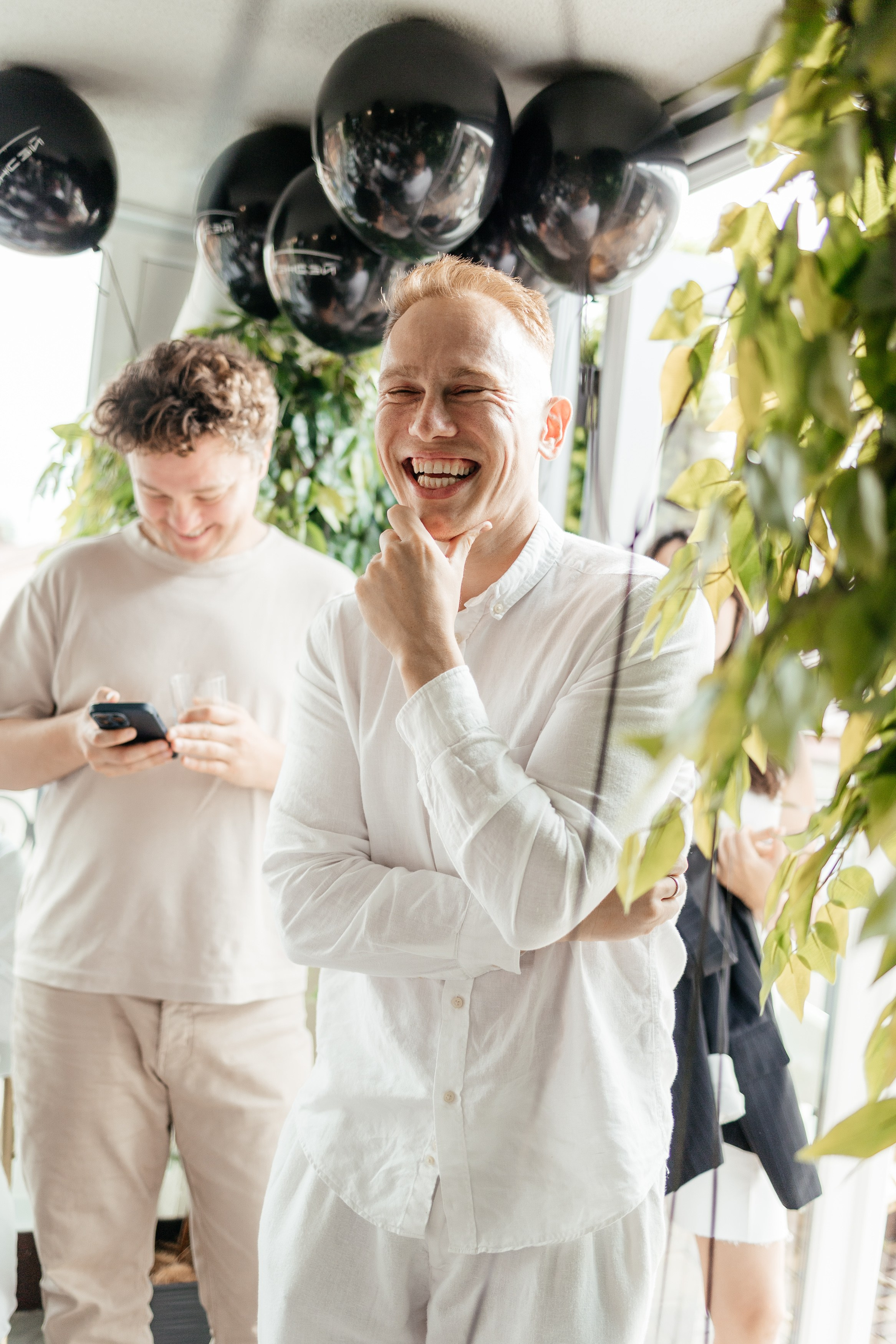 СЭНСЭЙ — бизнес клуб. Портретный и репортажный фотограф в Казани Максим Сипачев