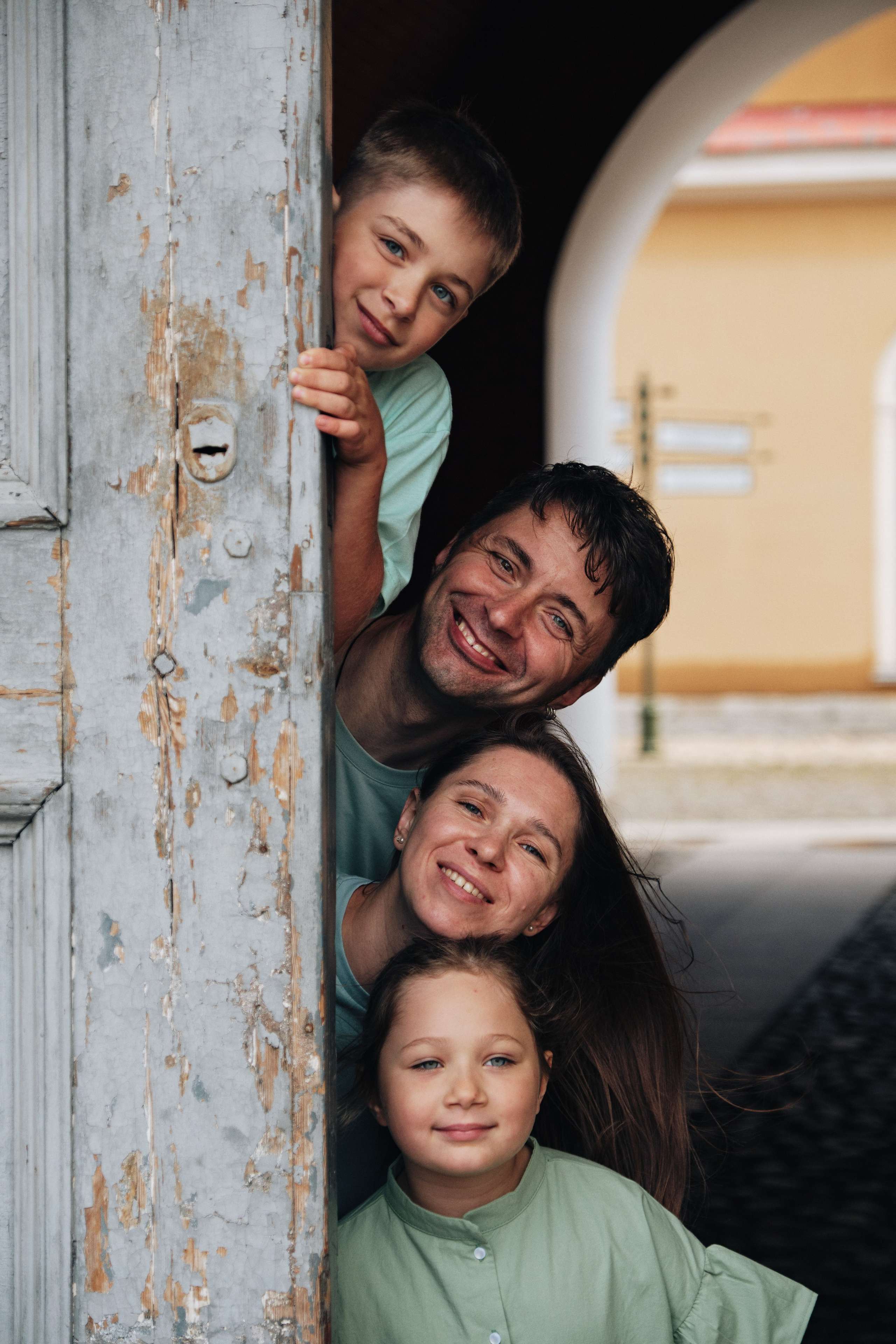 Семейные и свадебные фотосессии в СПб, в студии, на улице, на природе