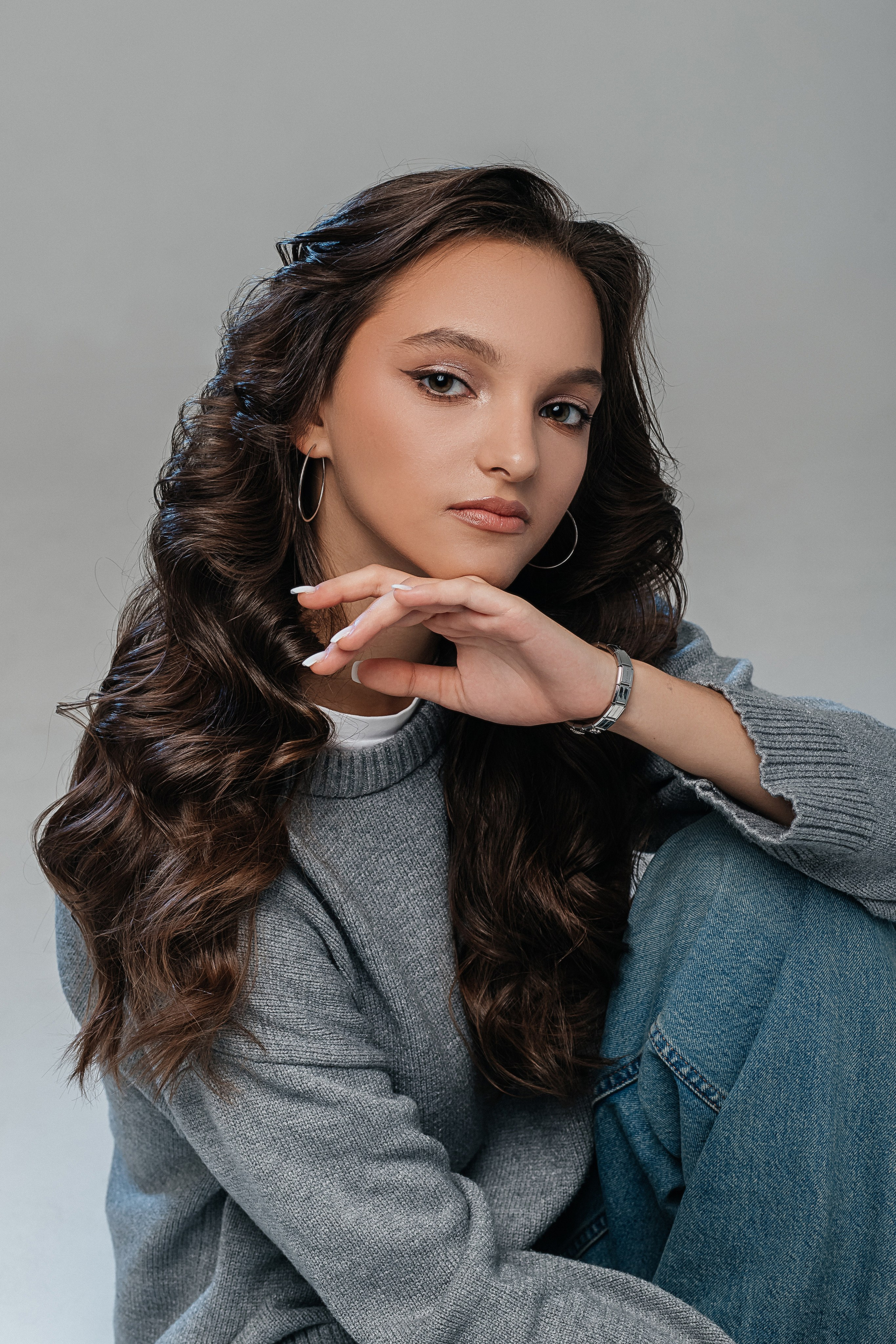 Женский портрет. женская фотосессия в иркутске. студийная фотосессия иркутск. Фотограф. женский фотограф. Фотографирую девушек в студии. 