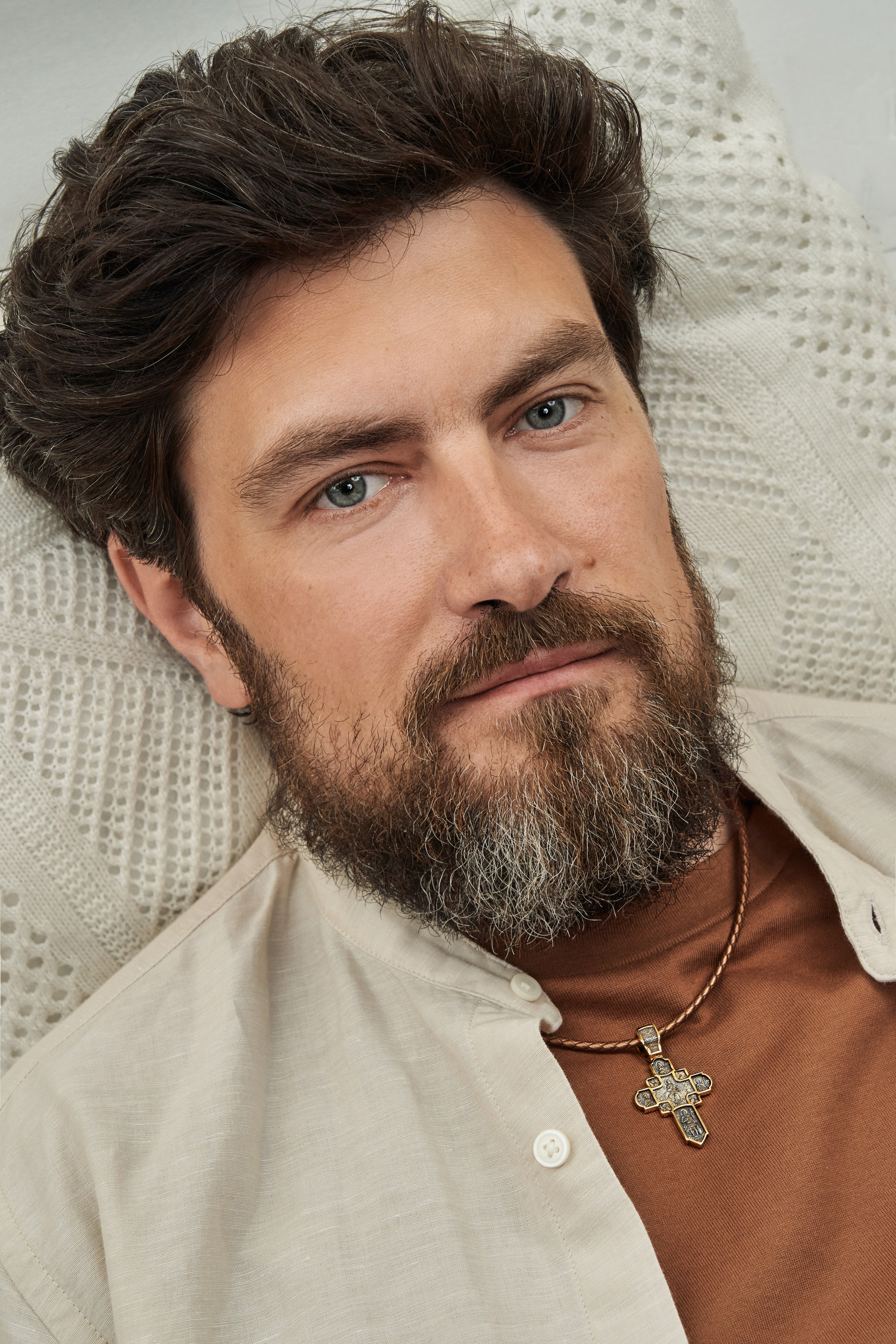 Александр, 180 см, 50-52. KED Production — продакшн из СПб. Создаём фото, видео и контент, который помогает брендам и селлерам продавать больше