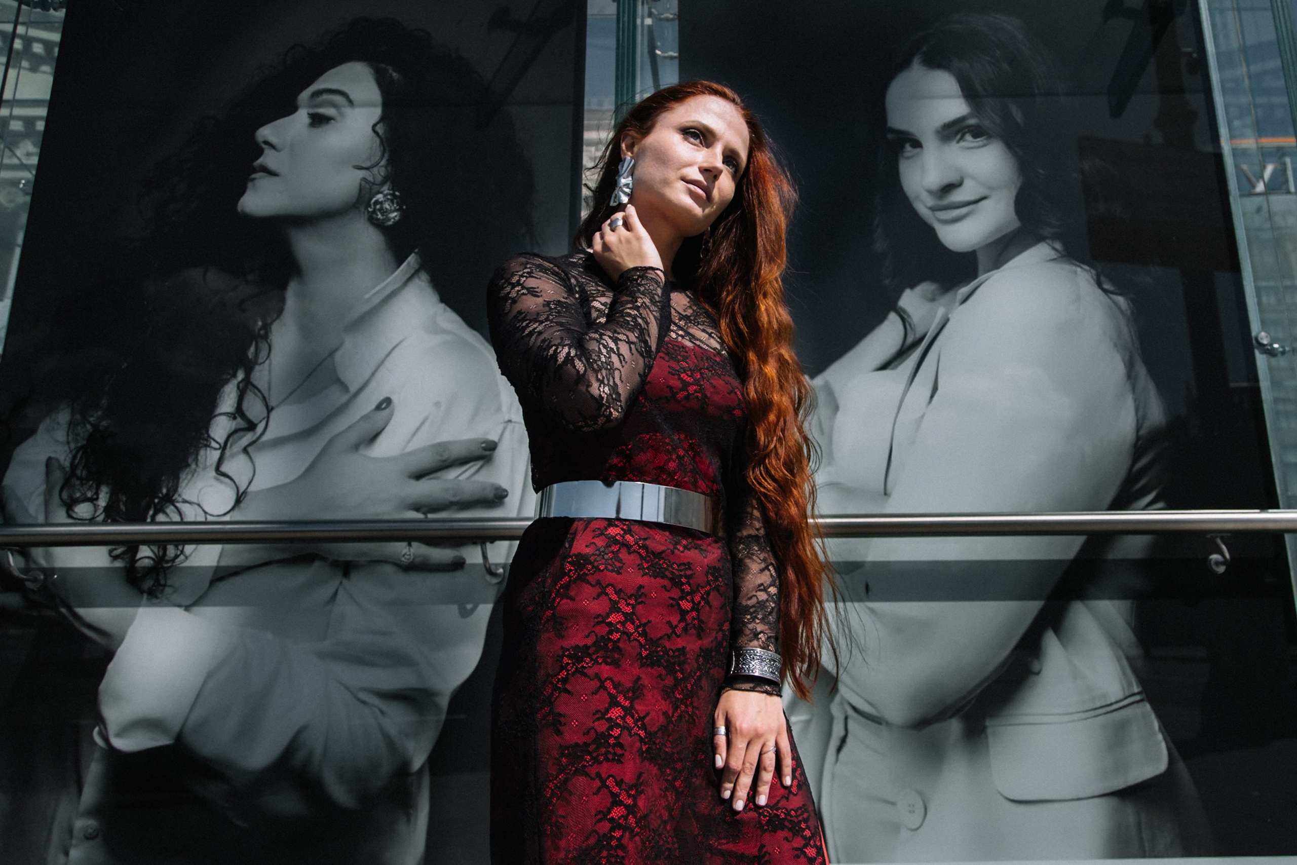 Контрастный фон без глубины резкости: Искусство выделения объекта. Портретный фотограф в Москве Виталий Сабирзянов