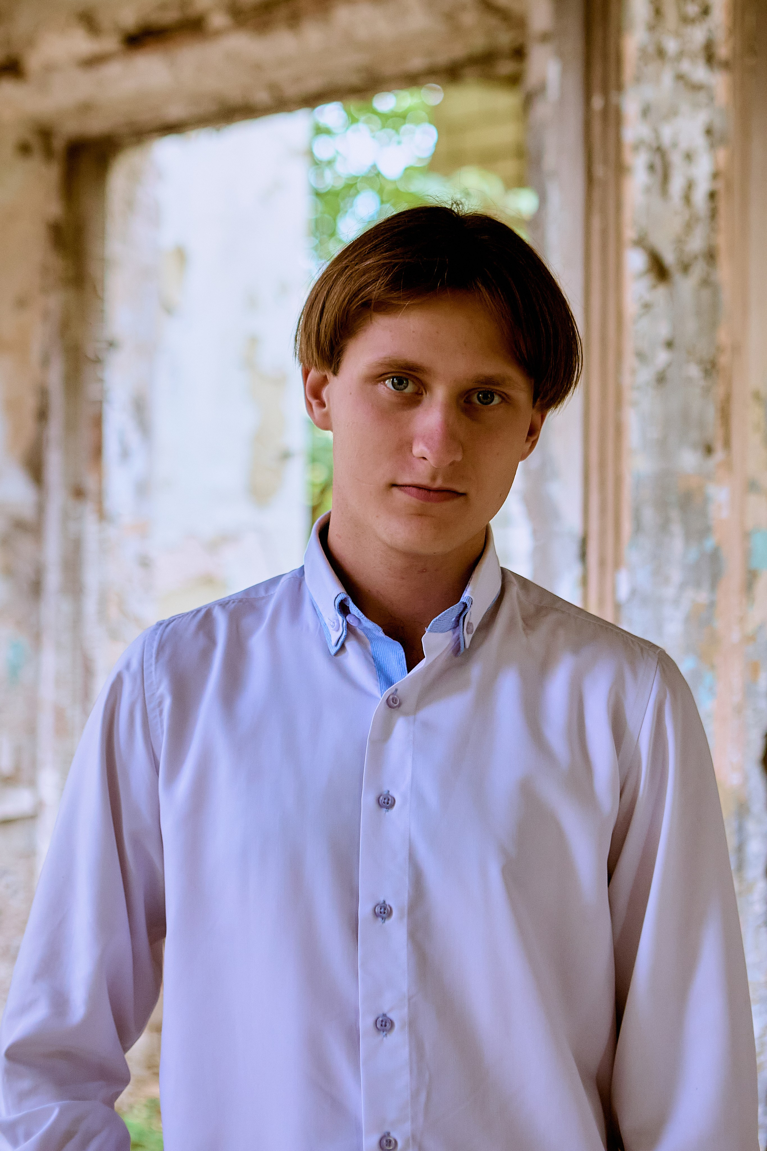 В Дзержинске проводим фотосессию в заброшенном здании