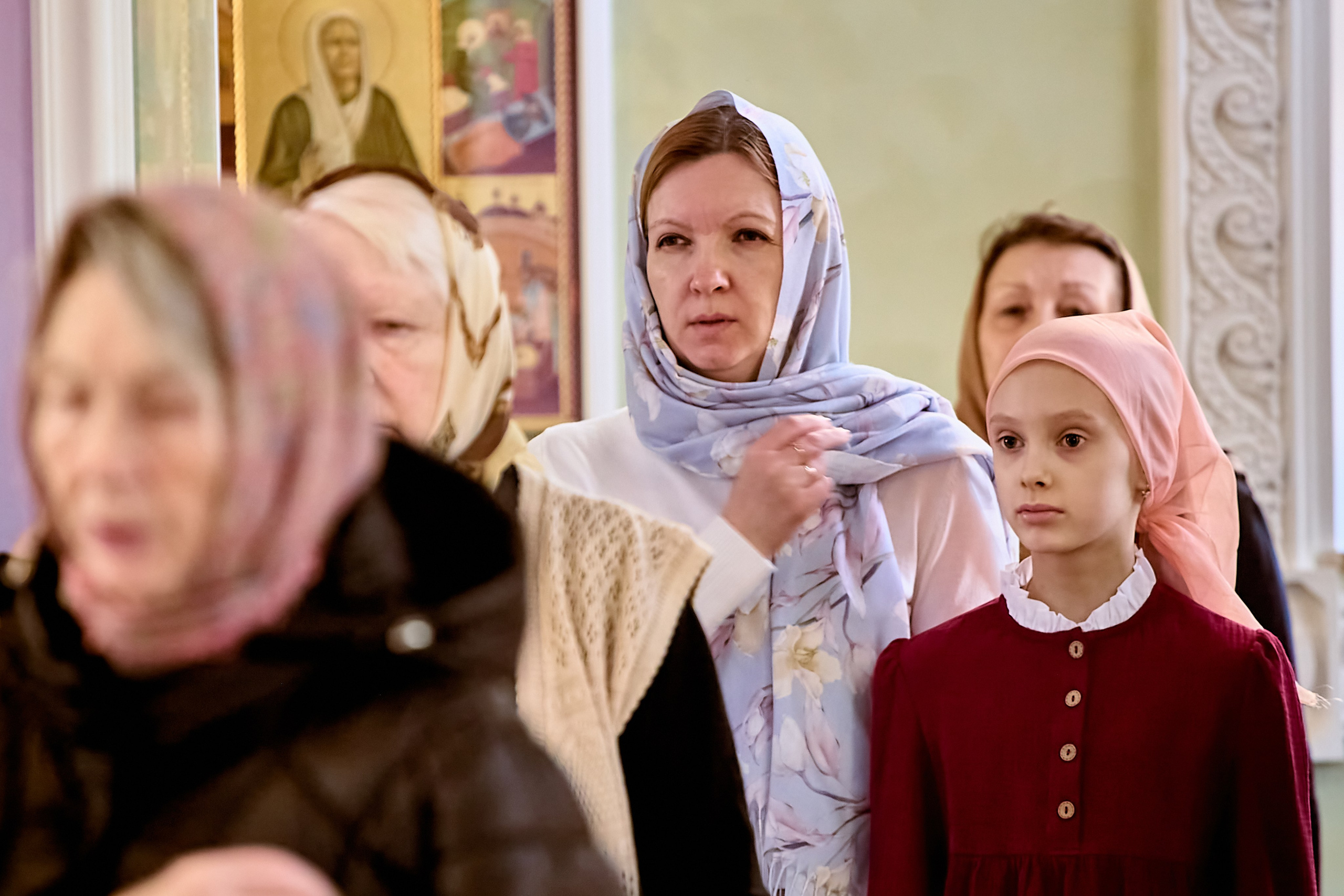 Фотографии Божественной Литургии в Неделю Крестопоклонную