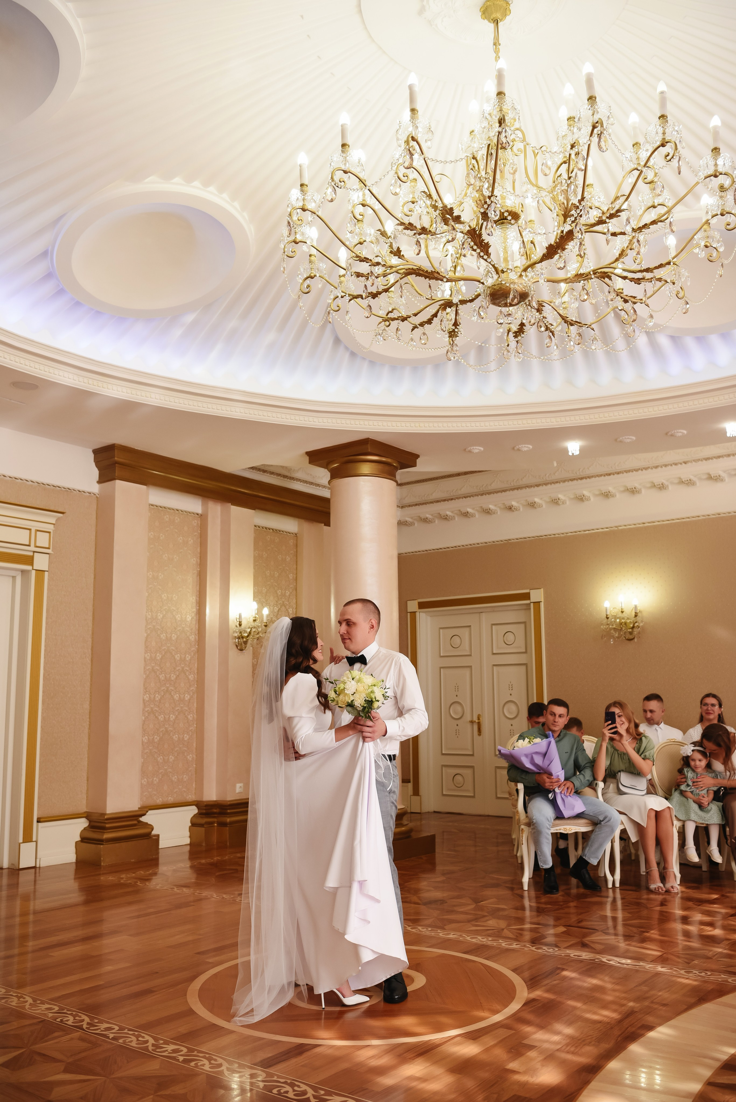 ЗАГС и прогулка. Фотограф Анастасия Гурьянова в Тюмени и Ялуторовске