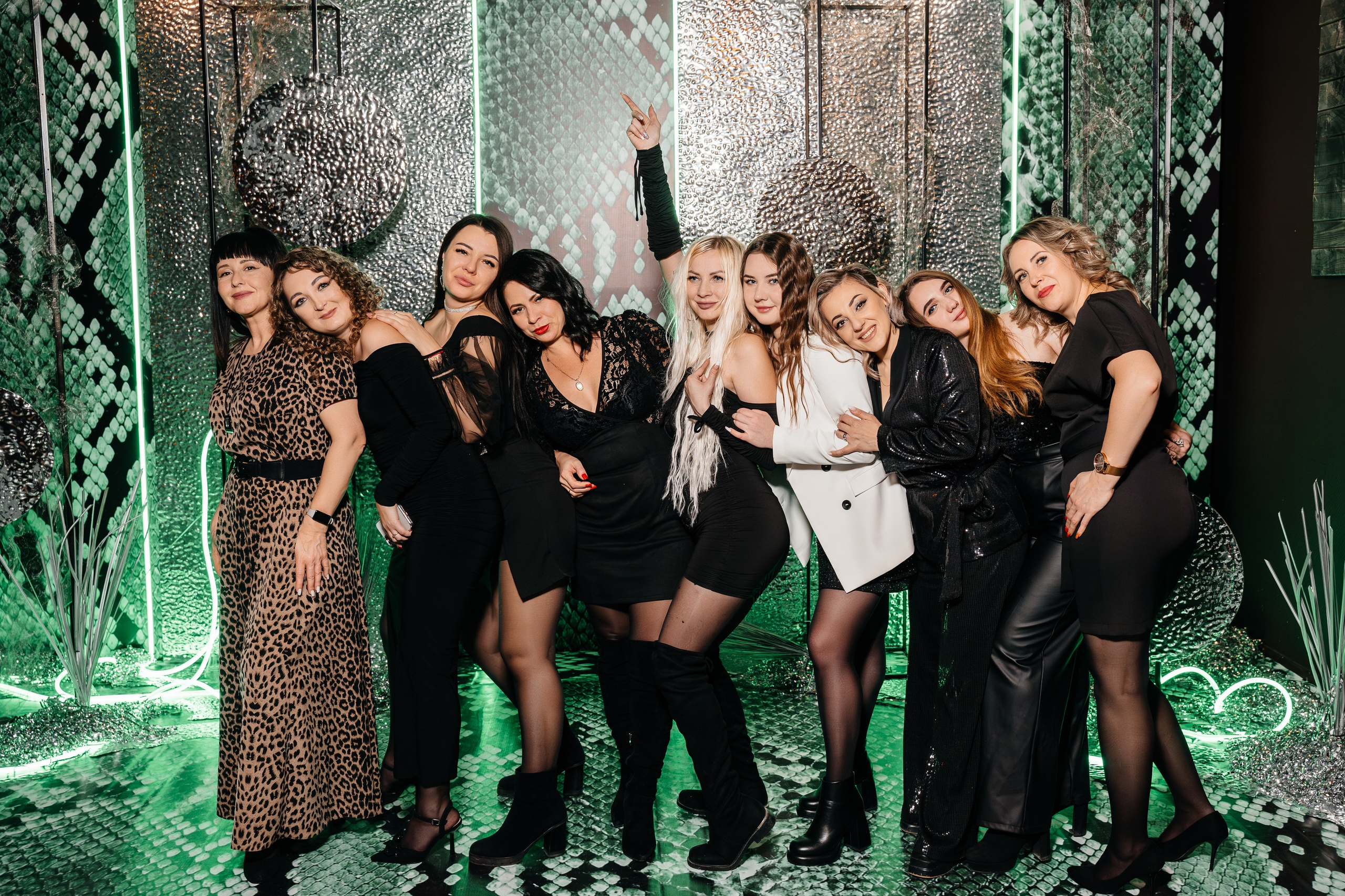 Корпоратив «СОВКОМБАНК». Свадебный фотограф Барнаул Алексей Павлов