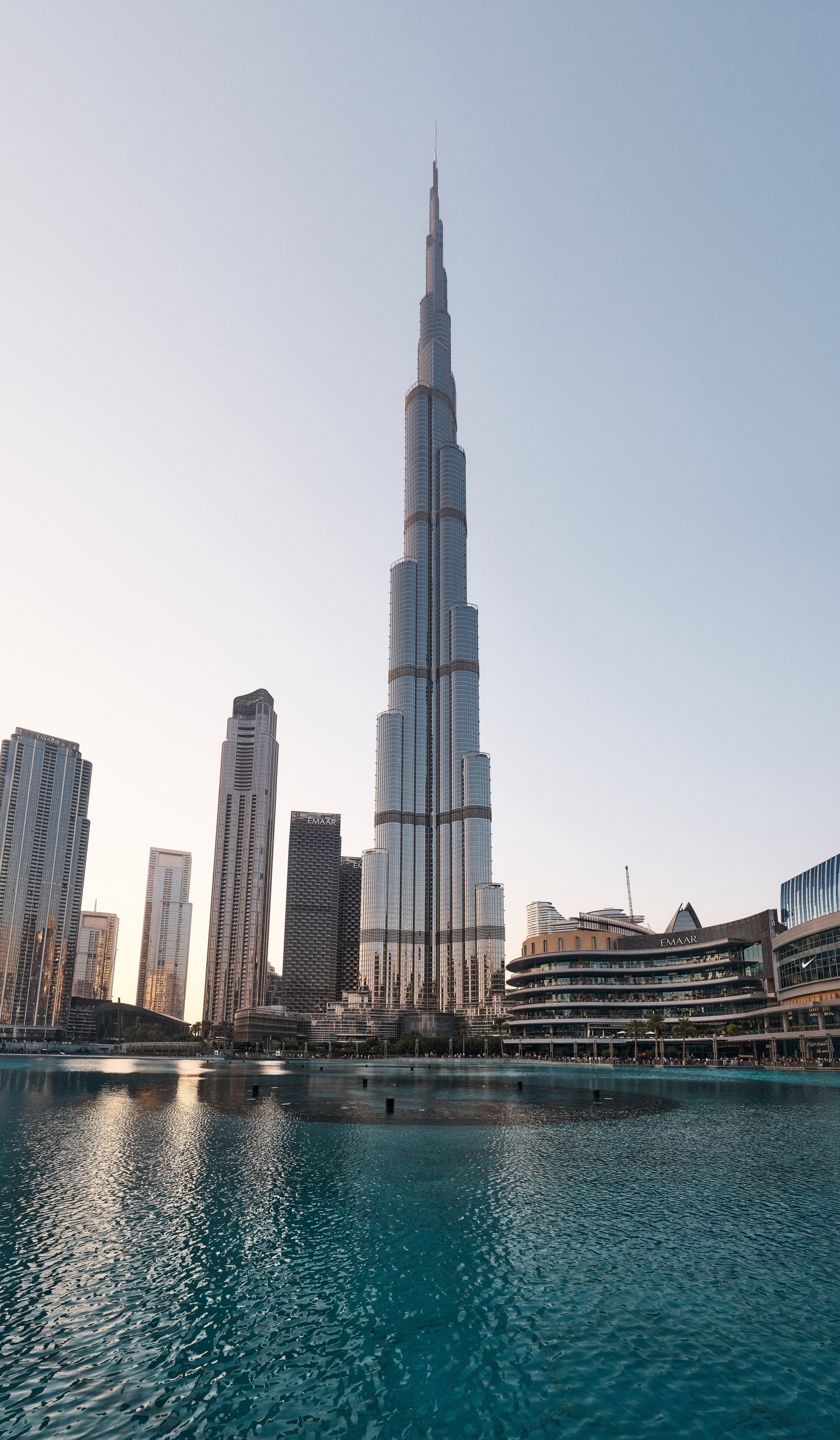 Dubai & Abu Dhabi. Aleksandr Kobtsev