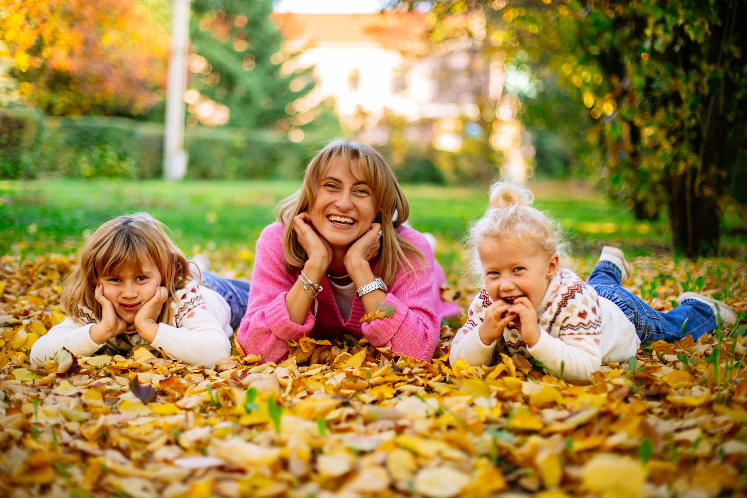 Юля, Анюта, Есения