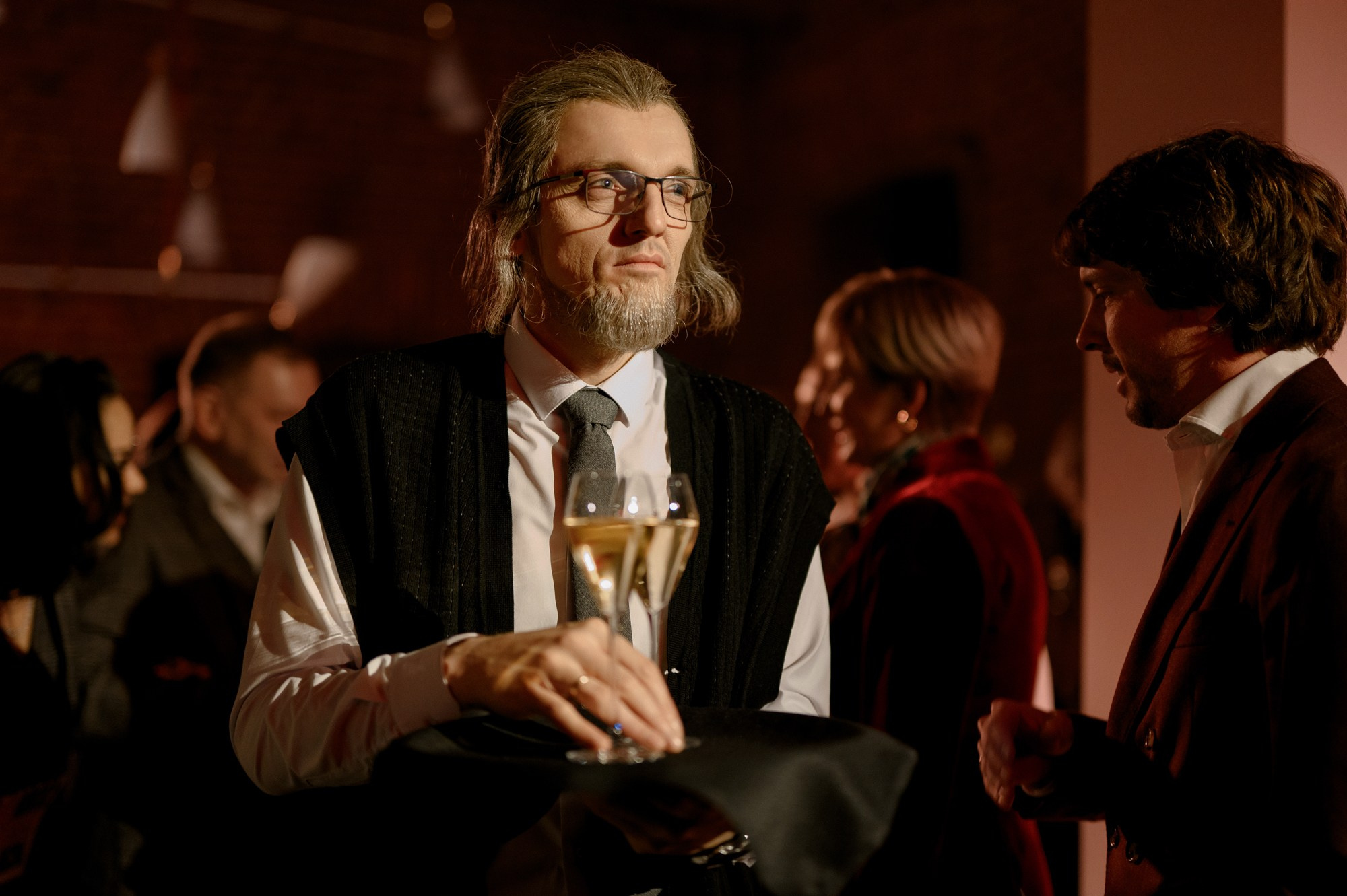 Ночь. Музей. XIII+. Алина Посторонка