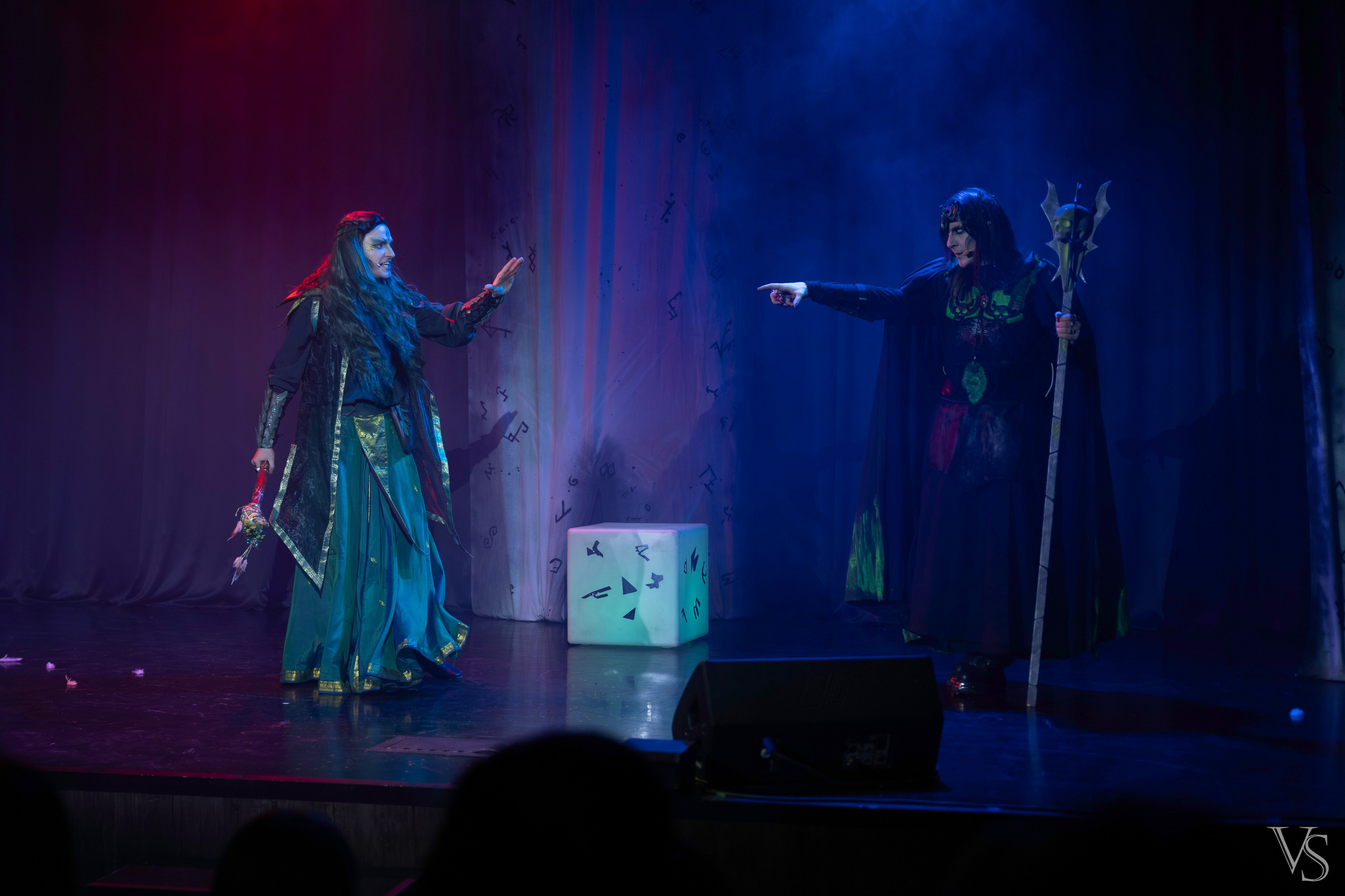 Книга стихий 25.01. Фотограф Виктор Степанов