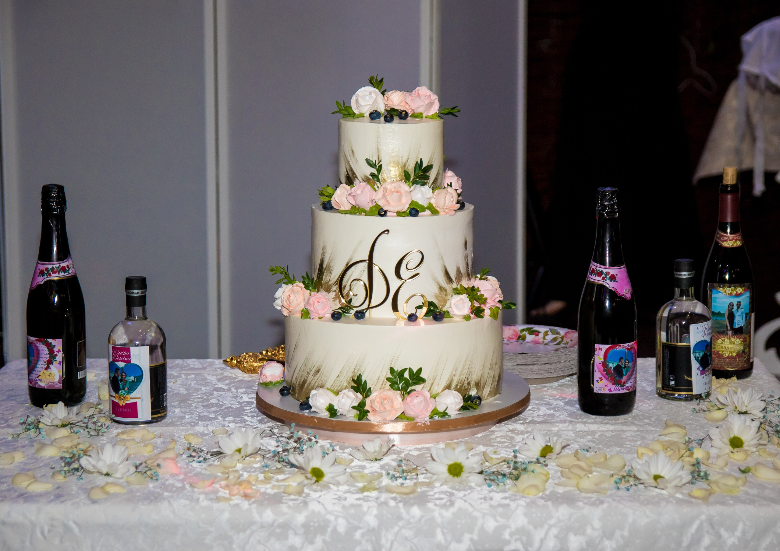 Банкет (тортики.вкусняшки). Организатор праздников. Ведущая Марина Гребенникова