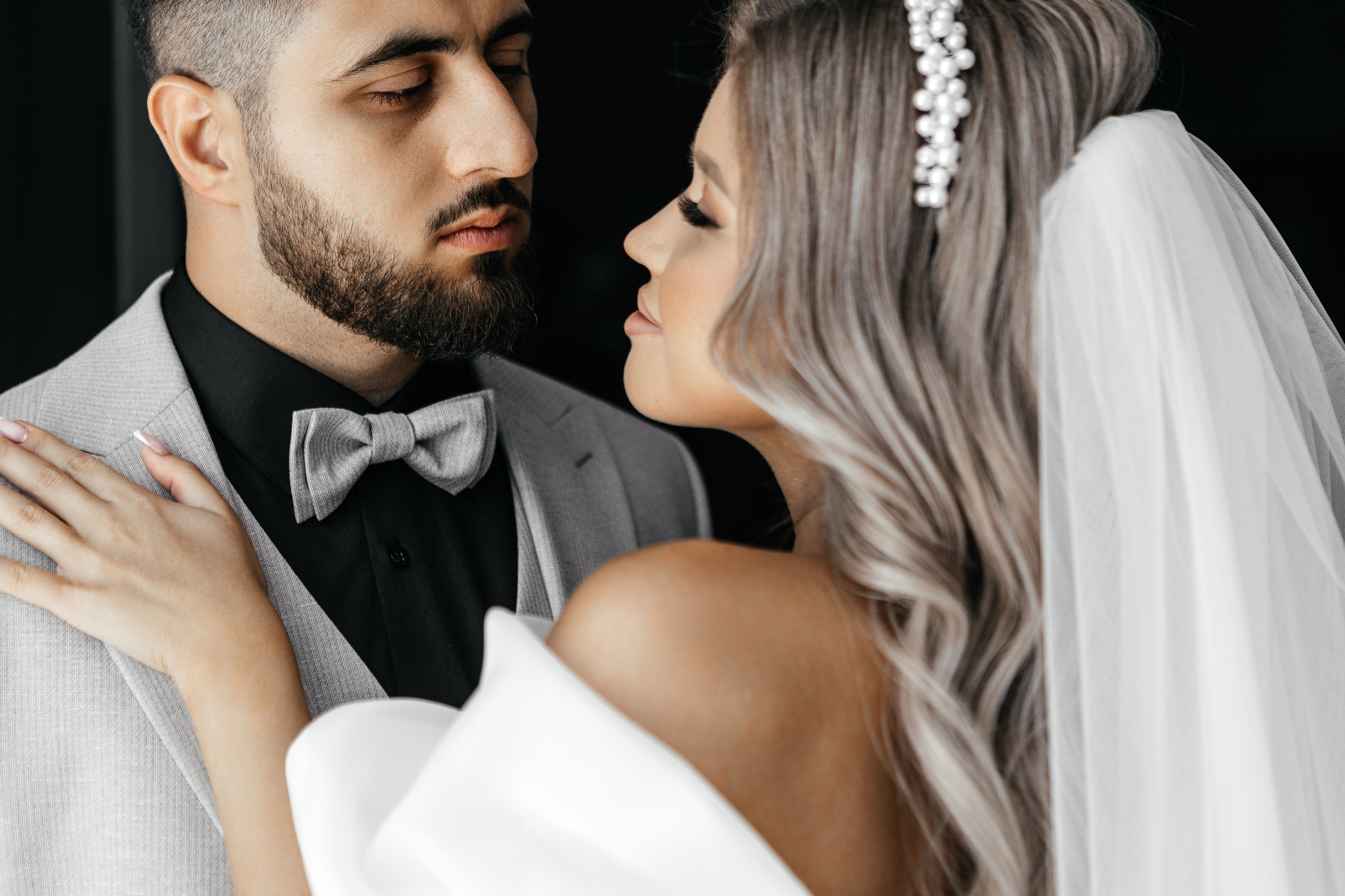 Свадебный фотограф Уфа — Руслан ГабдлисламовЖивые эмоции, красивые кадры, воспоминания на всю жизнь.Работаю по всей Республике Башкортоста. Свадебный фотограф Уфа Руслан Габдлисламов