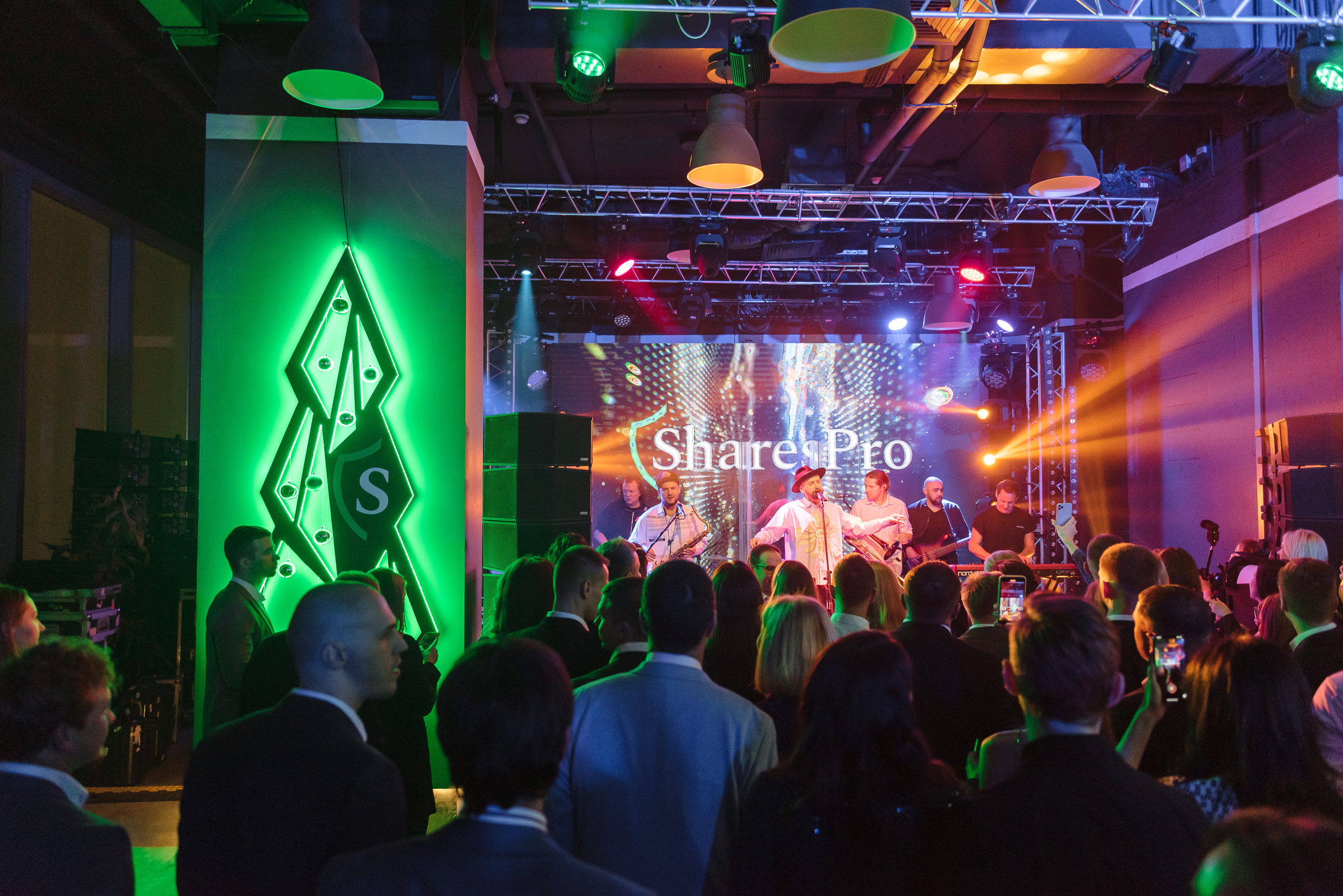 Репортажная фотосъемка. Репортажный и Свадебный фотограф в Москве Макс Макаров