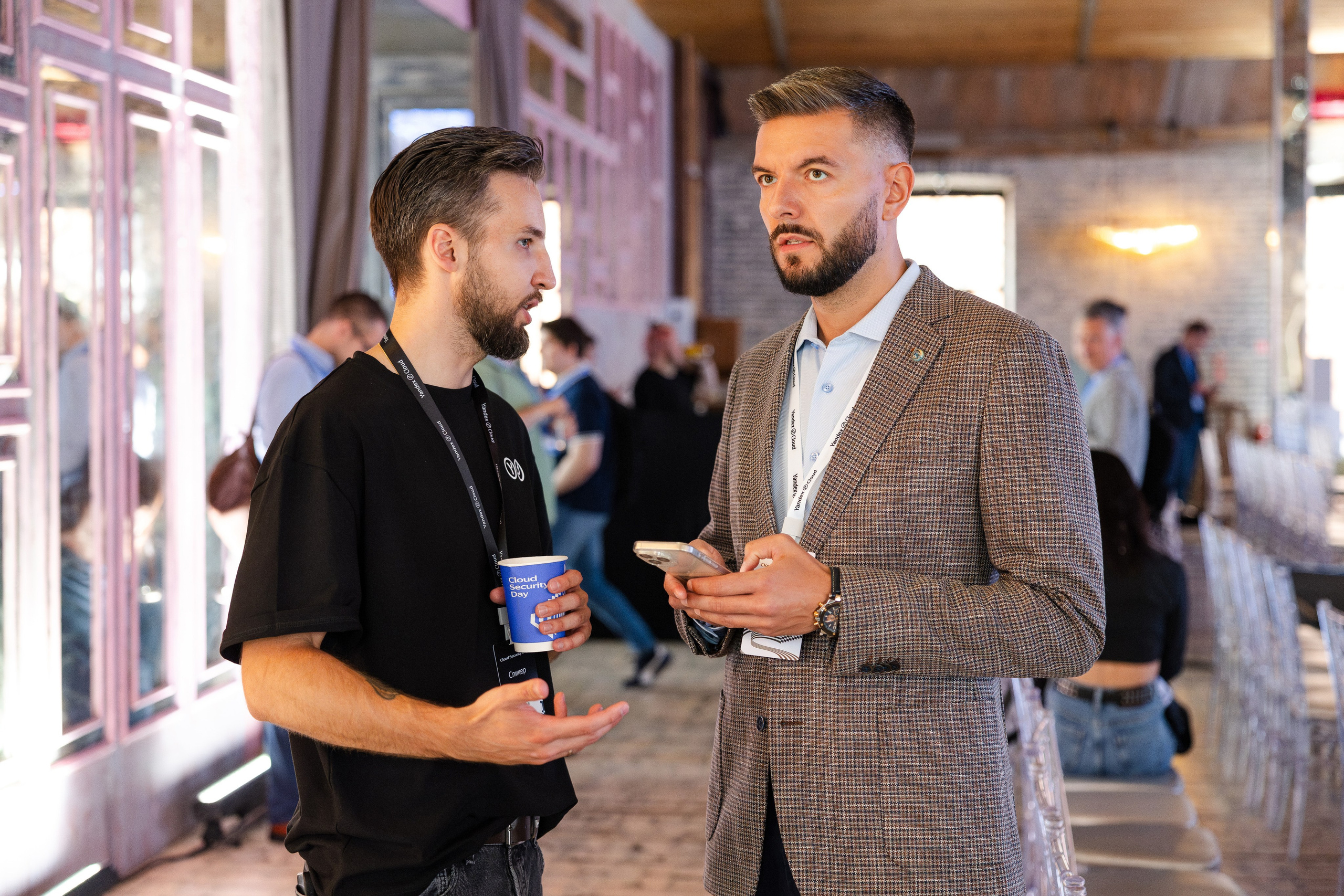 Cloud Security Day. Свадебный репортажный фотограф в Москве