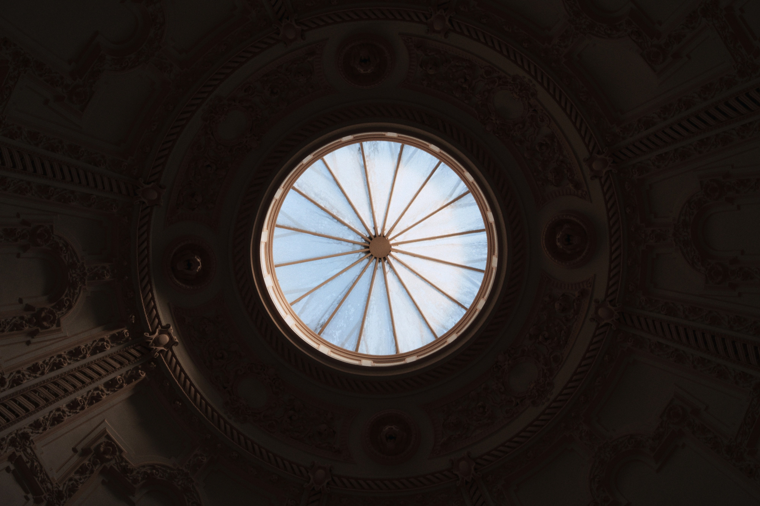 Faberge / Saint-Peterburg, Russia SS25. Фотограф Юрин Евгений