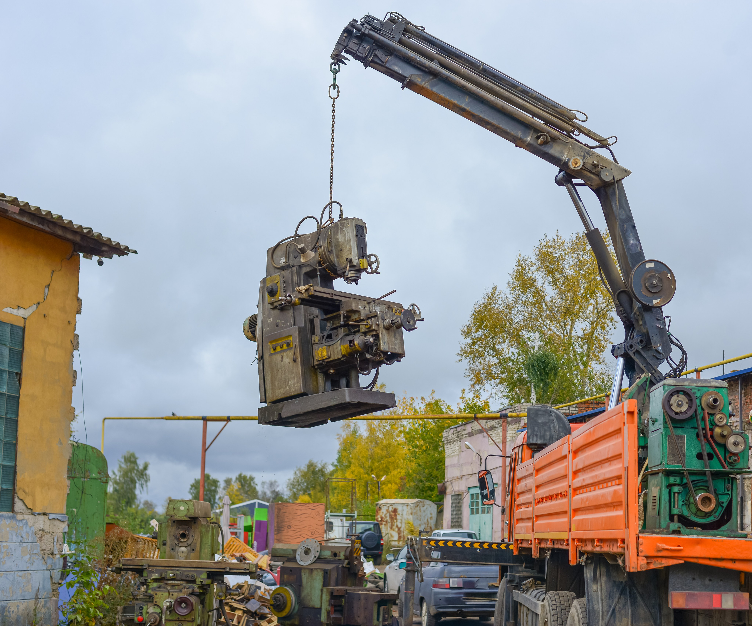 Тех обслуживание нерудных карьеров, строительство ангаров, промышленное строительство, токарные работы, ремонт установок, сеялок, грохотов,. Rystemys Picture