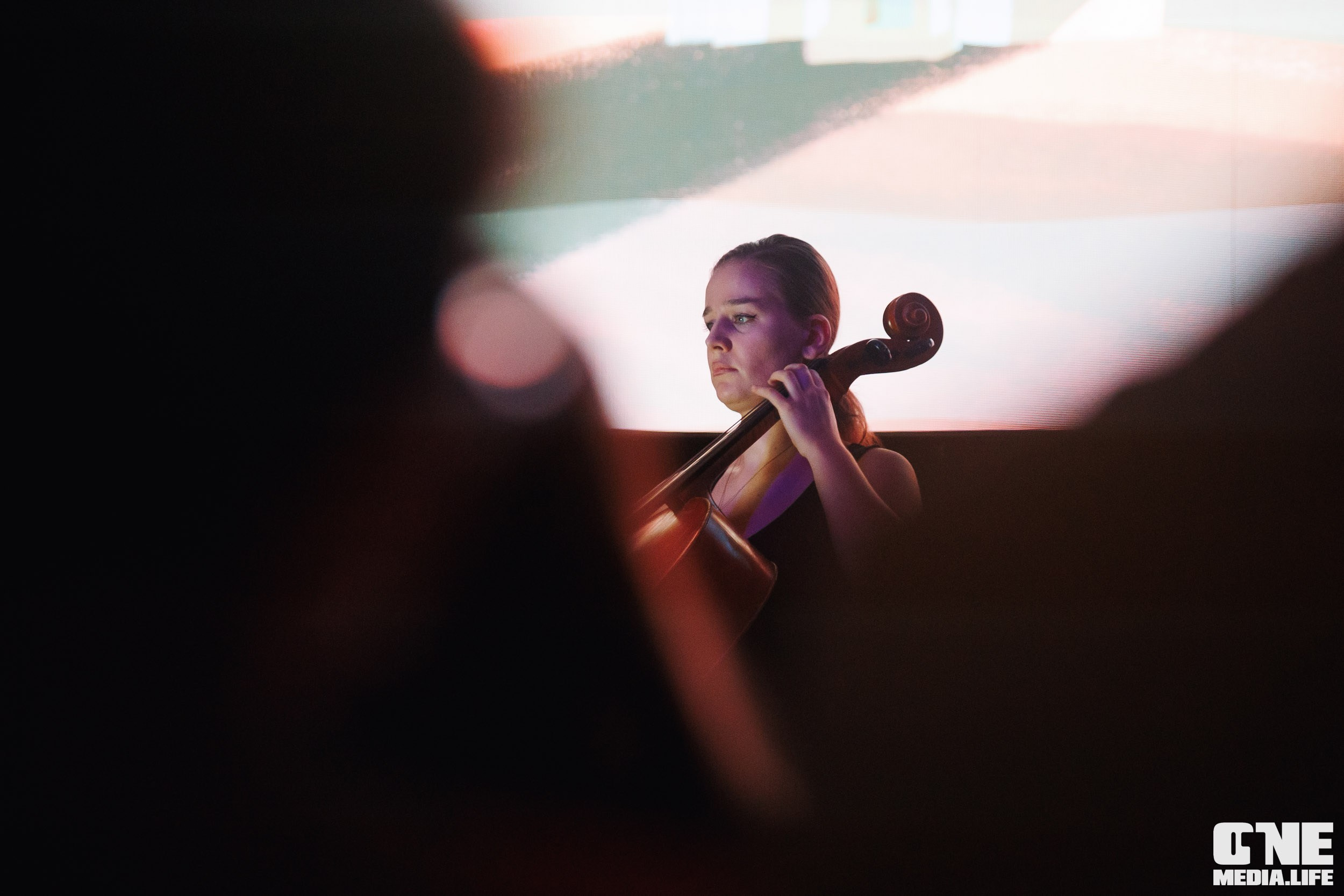 Фоторепортаж из Янтарь Холла. One Media Life: фоторепортажи, фотоотчеты с мероприятий и заведений