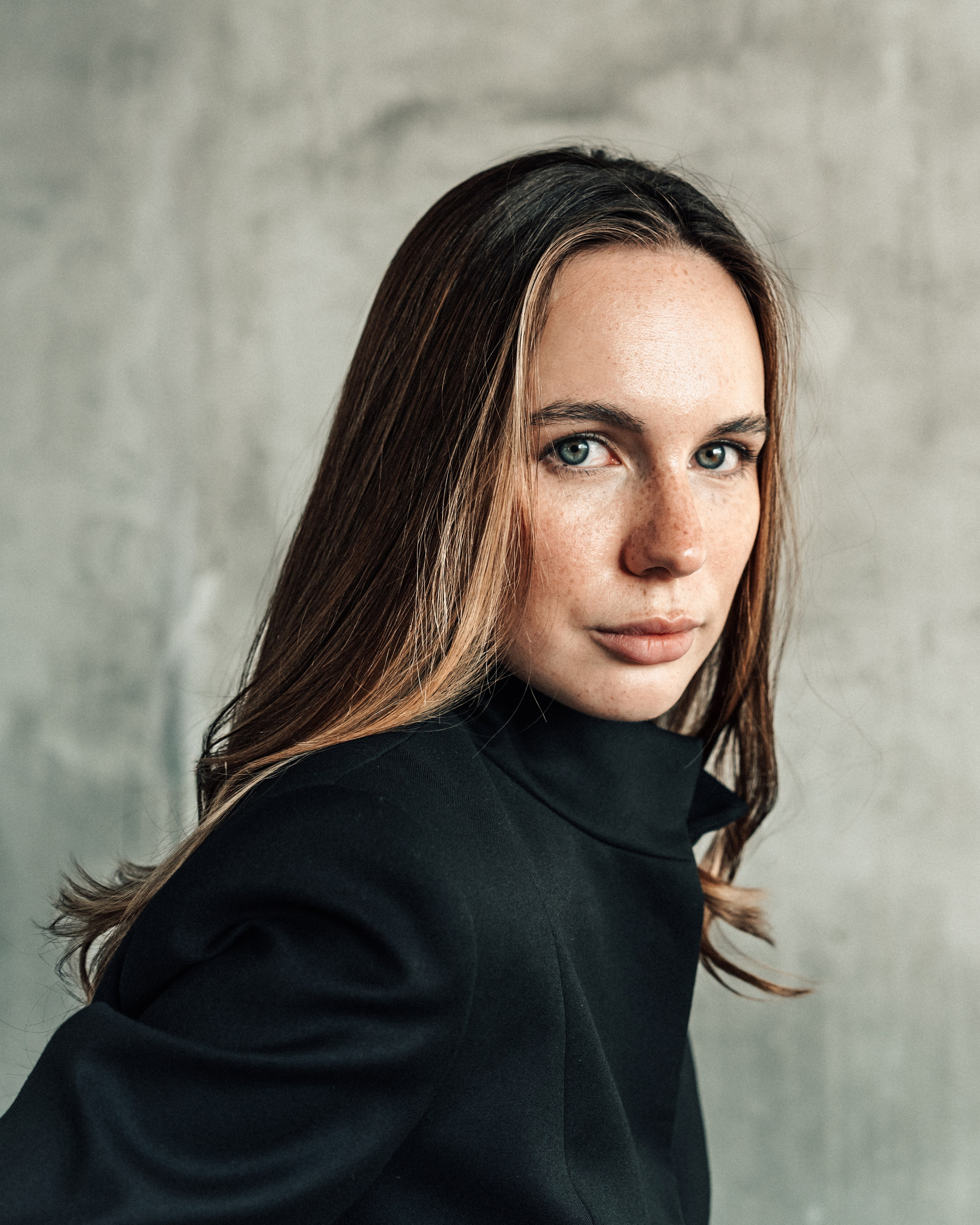 Portrait. Если ты на Земле — звони