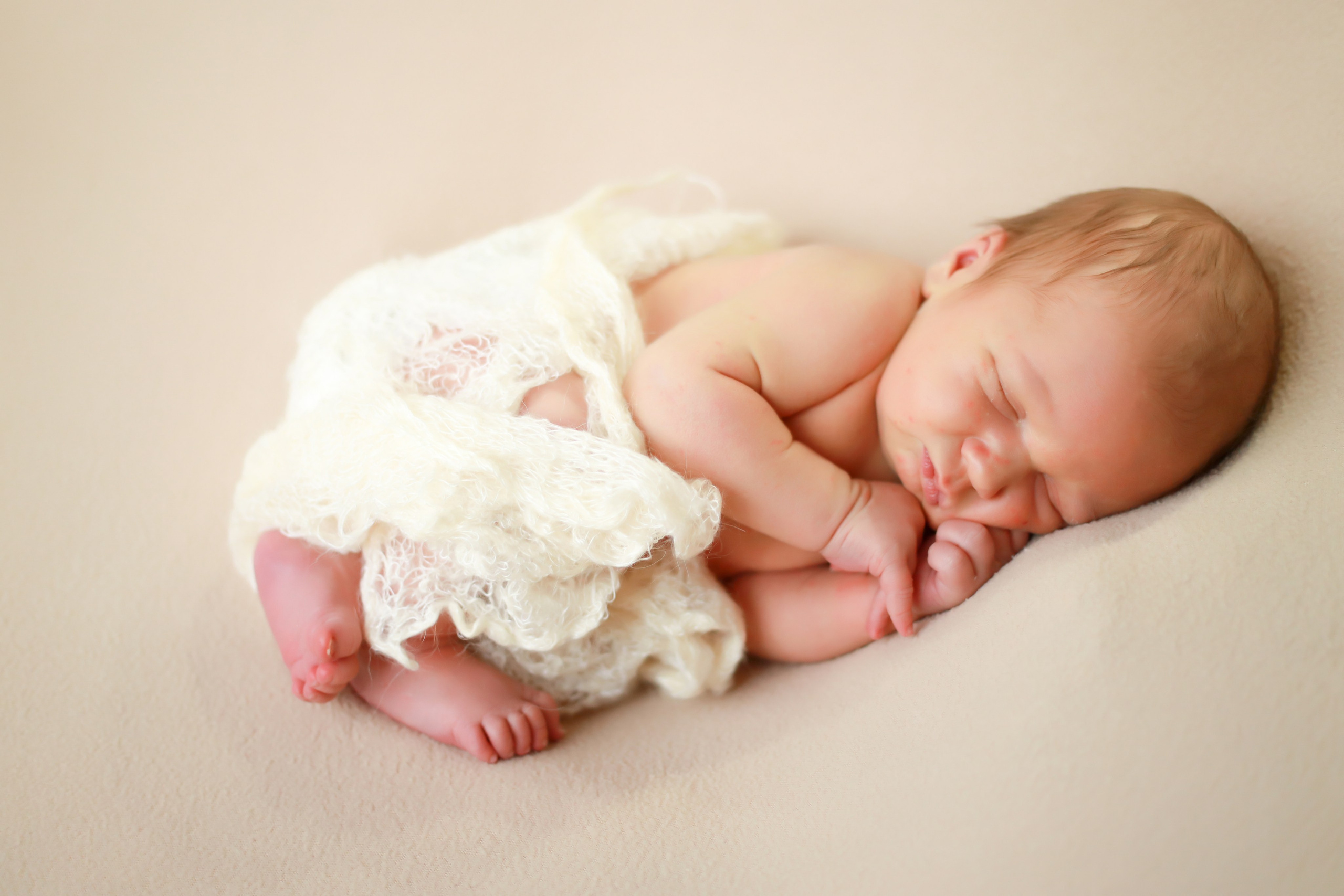 Ньюборн съёмка в студии. Семейный и Детский фотограф в Краснодаре Дарья Насаченко