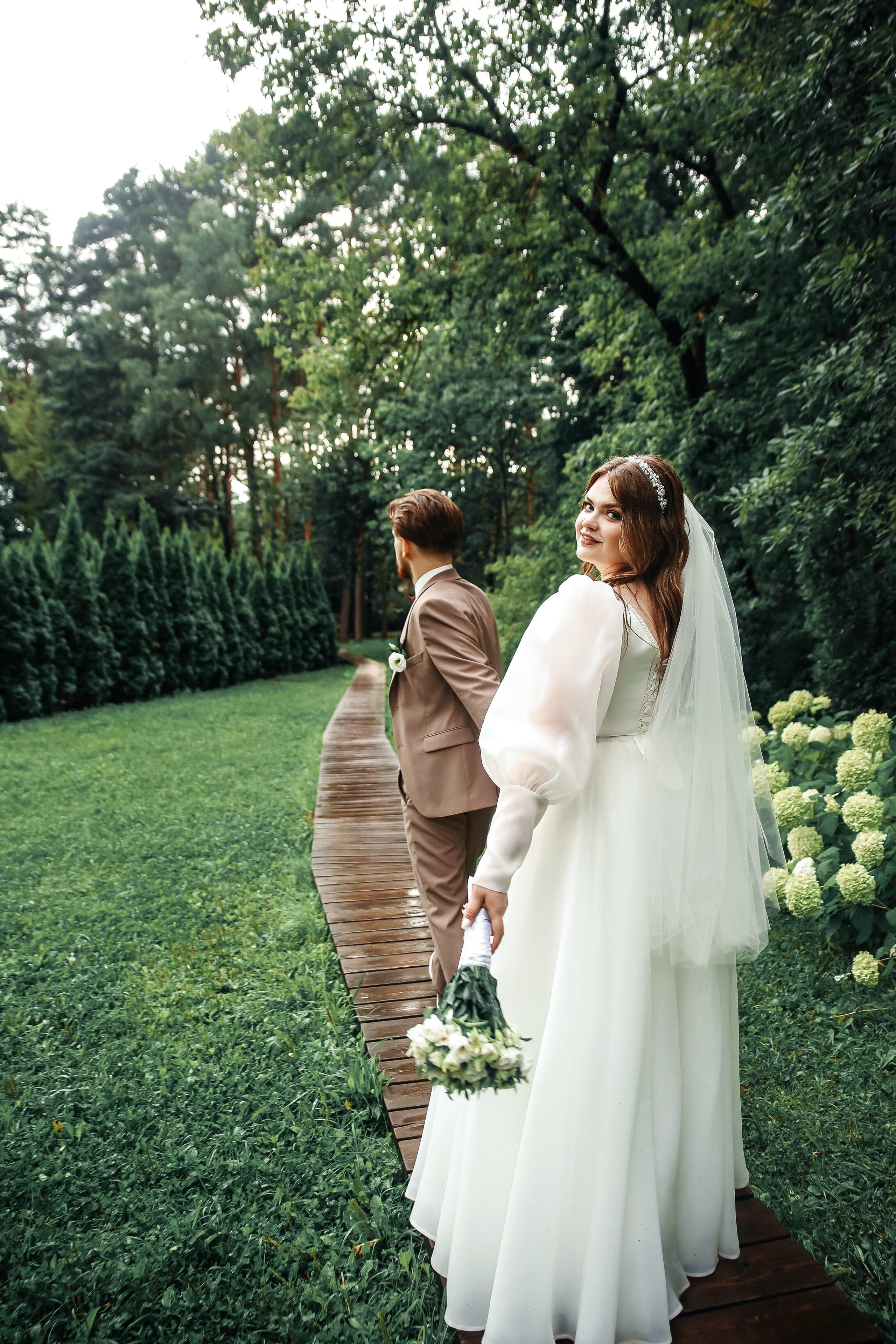 Свадебная фотосессия ВДНХ. Свадебный и семейный фотограф в Москве