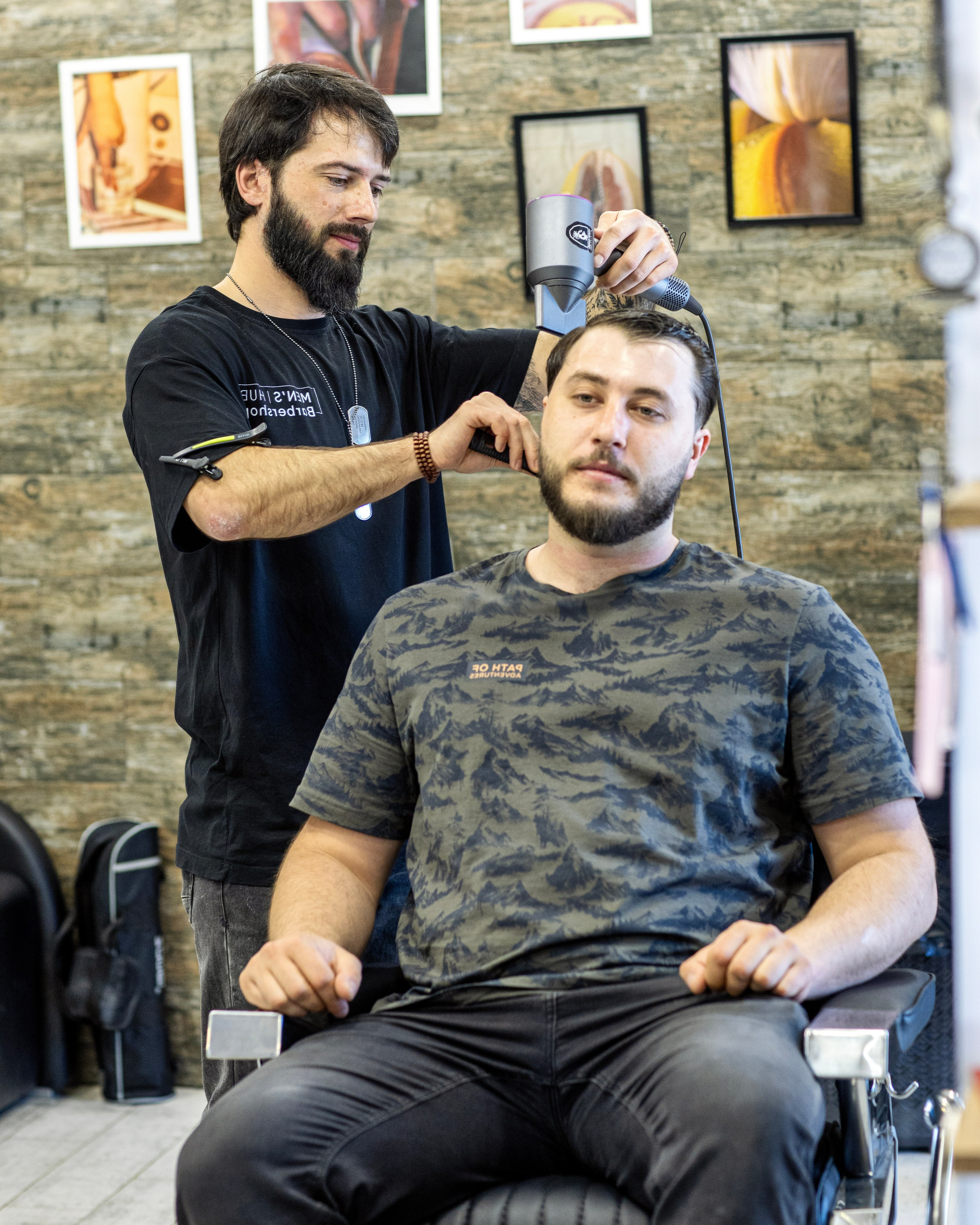 Барбершоп"Mens HUB». Медиапродюсер, фотограф в Минеральных Водах —Виктор Холодов