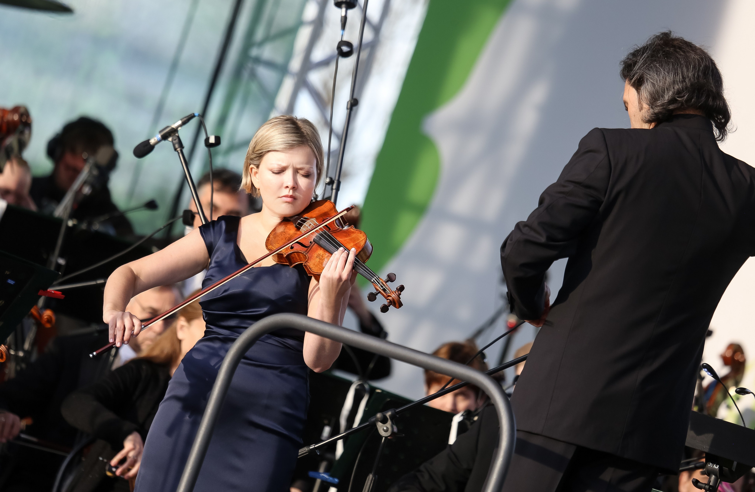 «Под небом голубым…»: второй фестивальный вечер в Новом Иерусалиме. Дарья Письменюк / Darya Leitstern — фотограф, музыкант, журналист, путешественник