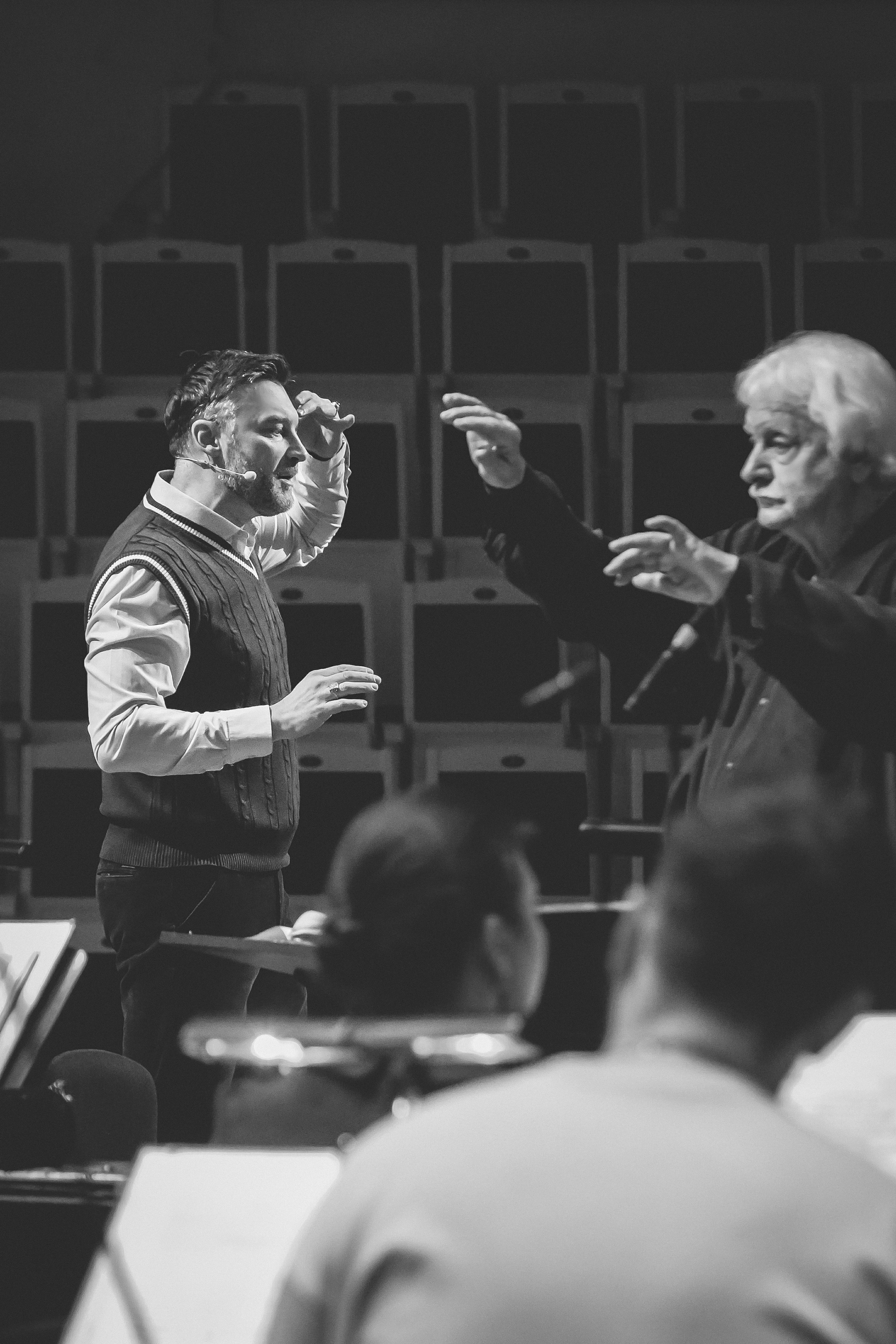 «Средь шумного бала» — литературный концерт Осиповского оркестра. Дарья Письменюк / Darya Leitstern — фотограф, музыкант, журналист, путешественник