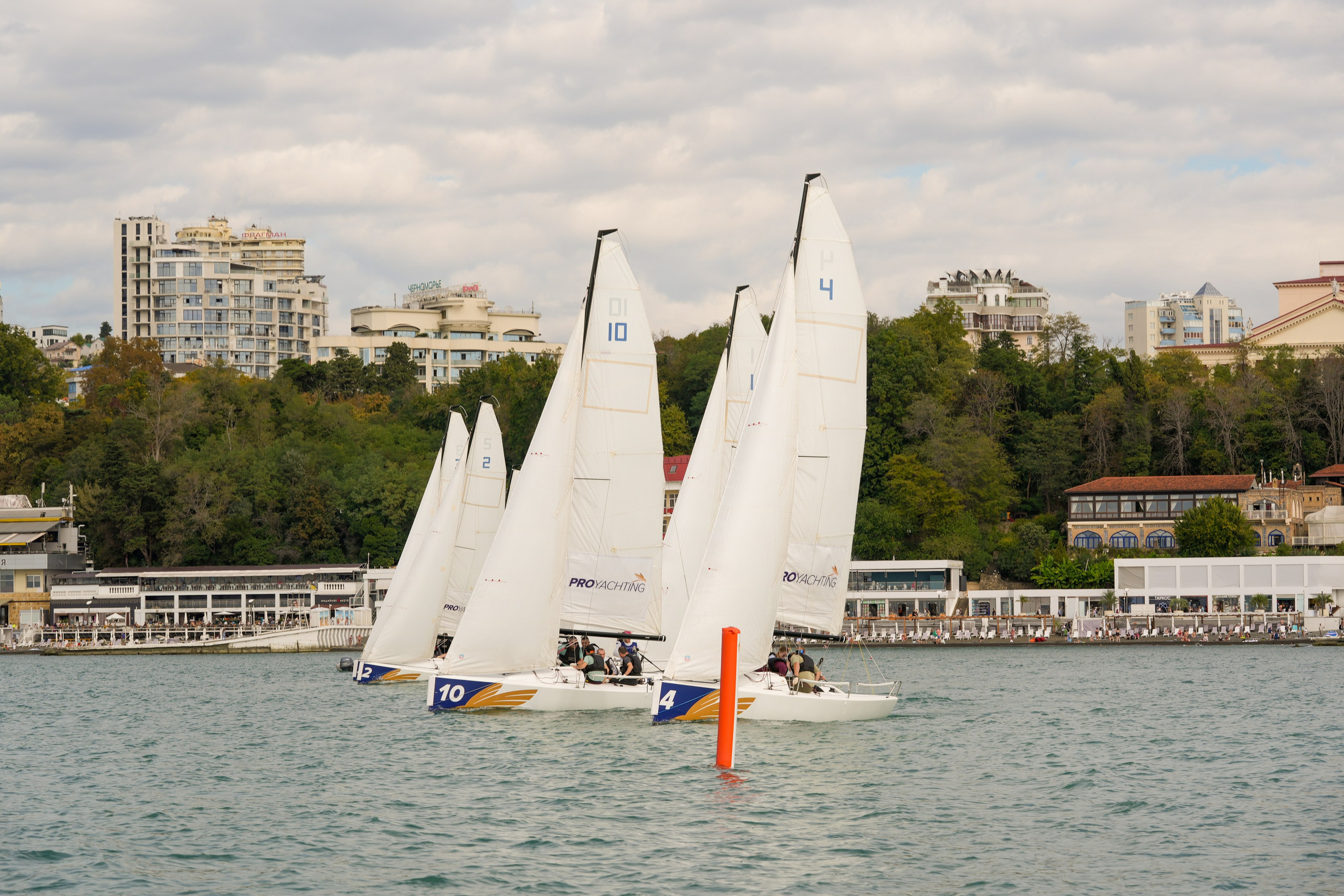 Яхтенная регата для компании Агрегатка. Репортажный фотограф в Красной Поляне и Сочи Павлюченко Екатерина