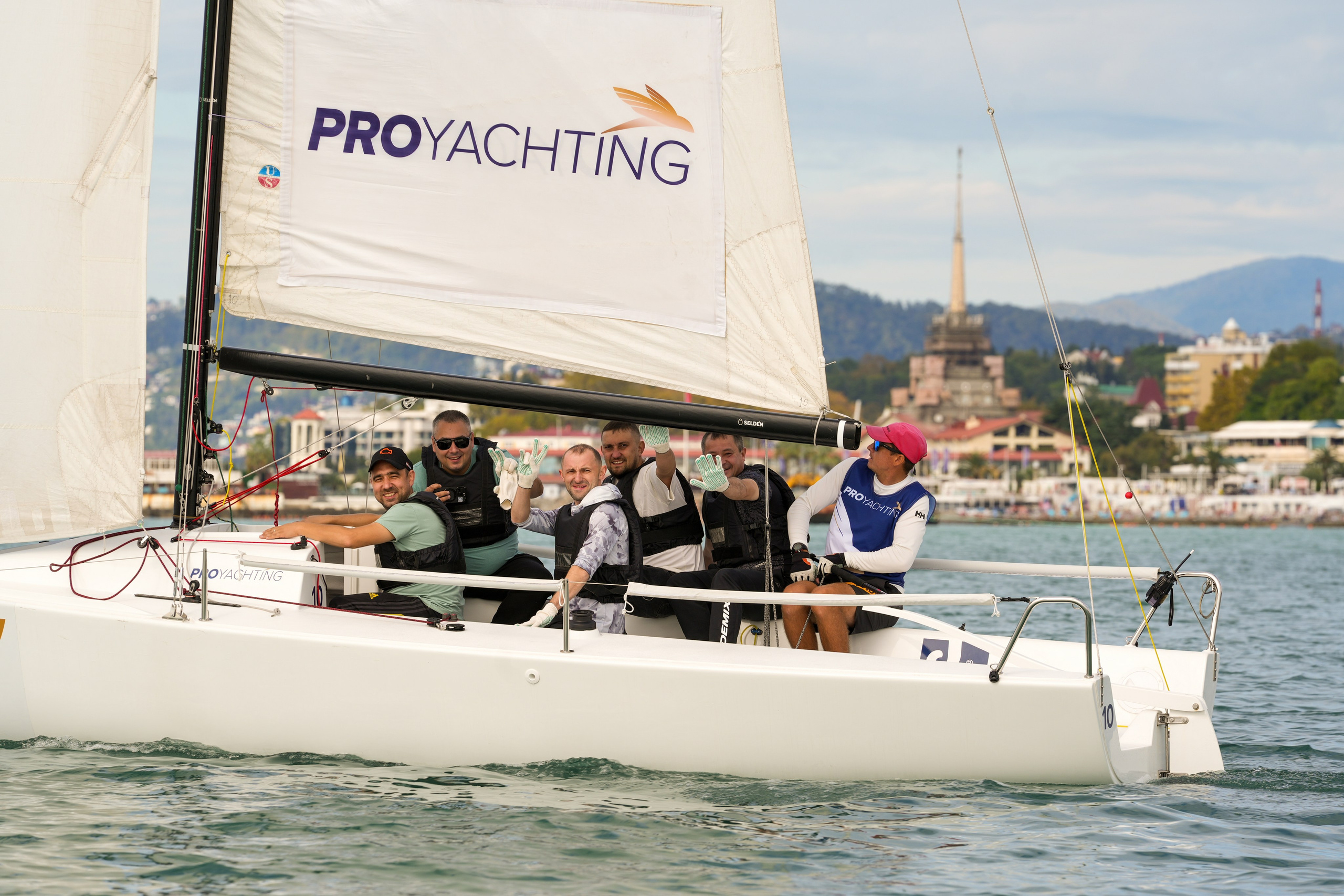 Яхтенная регата для компании Агрегатка. Репортажный фотограф в Красной Поляне и Сочи Павлюченко Екатерина