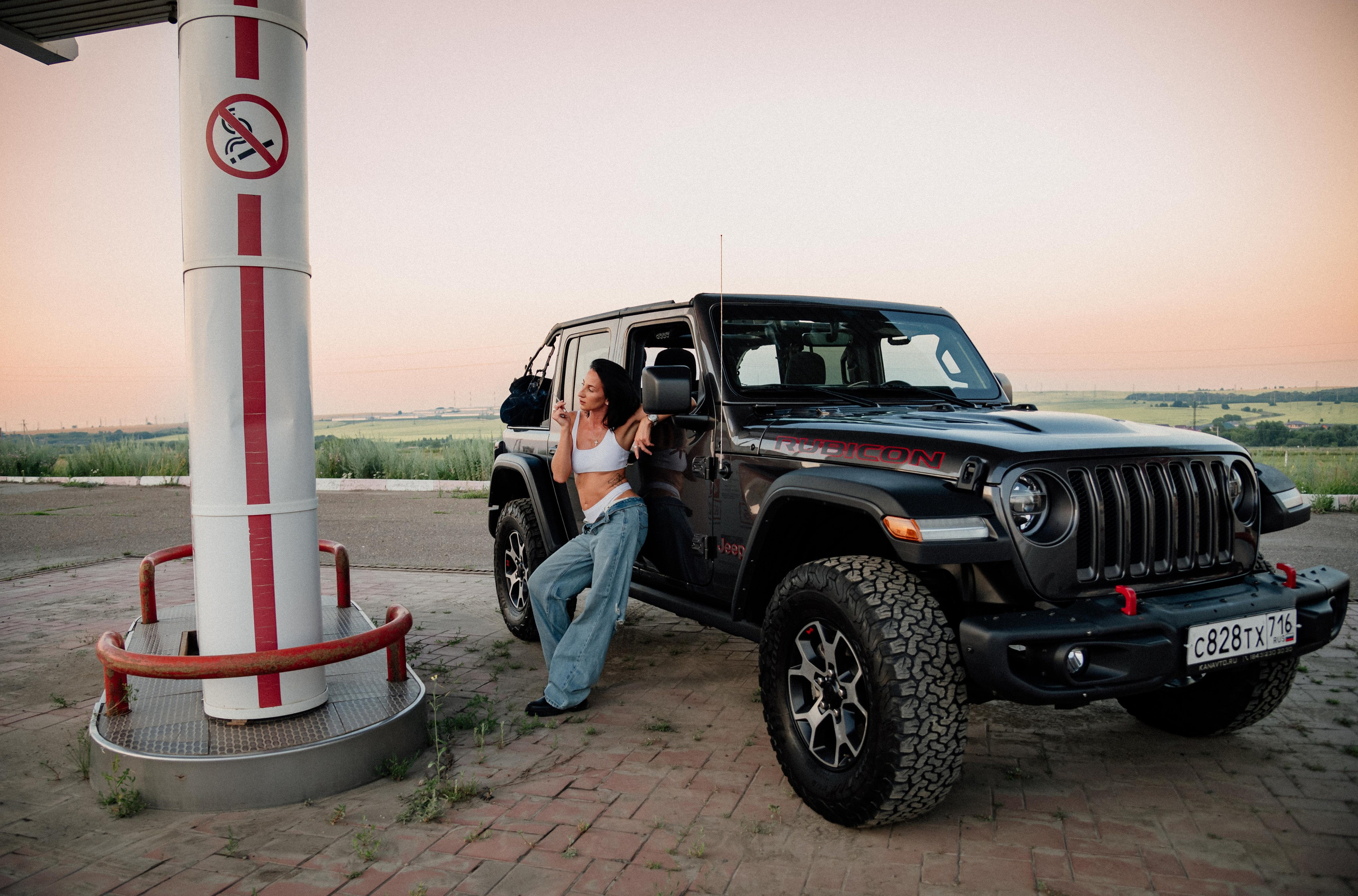 Заправка. Фотограф Алёна Евграфова