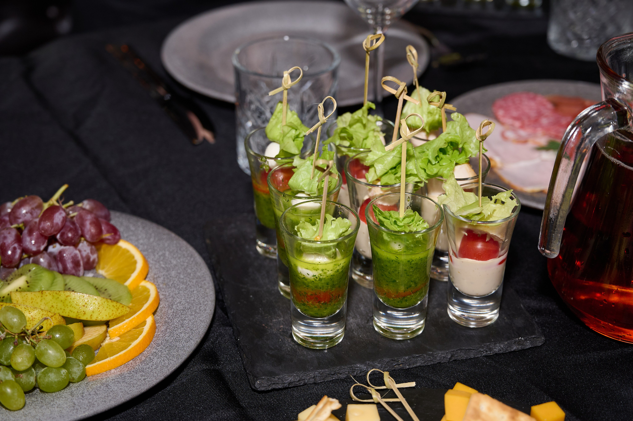 Торжества (юбилеи, корпоративные мероприятия). Выпускные Альбомы в Нижнем Новгороде