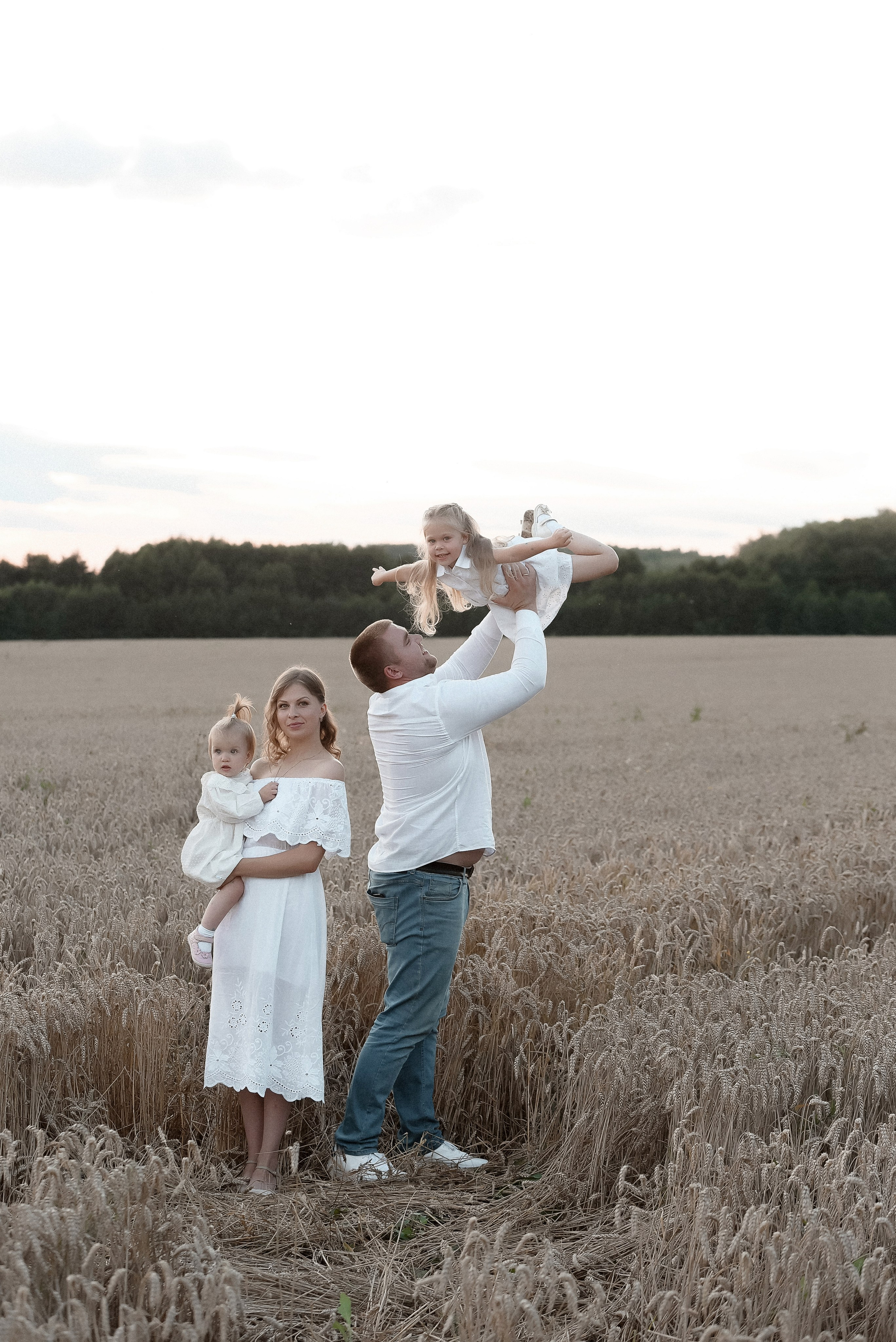 Иван Наталья и девчонки. Римма Гусакова. Выпускные фотокниги. Детские и семейные фотосессии