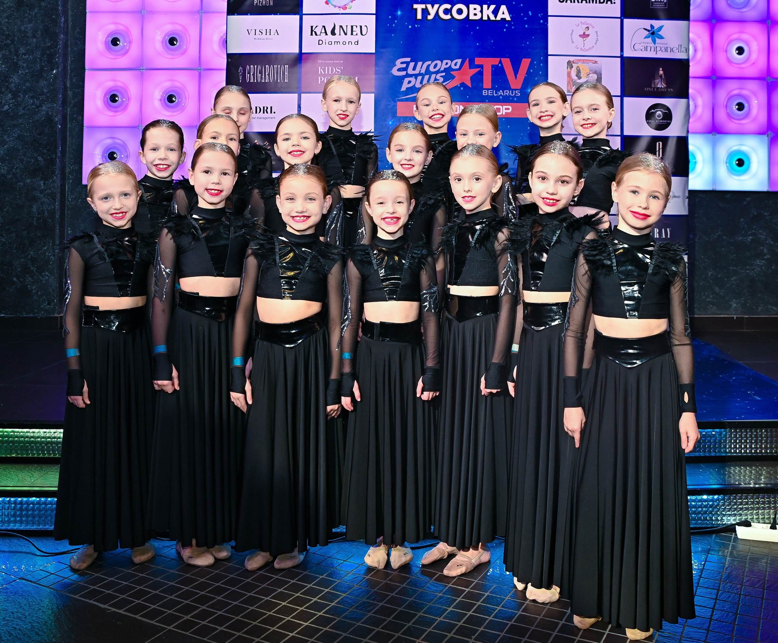 Большая новогодняя тусовка. Фотоуслуги, услуги фотографа, фотографирование важных событий