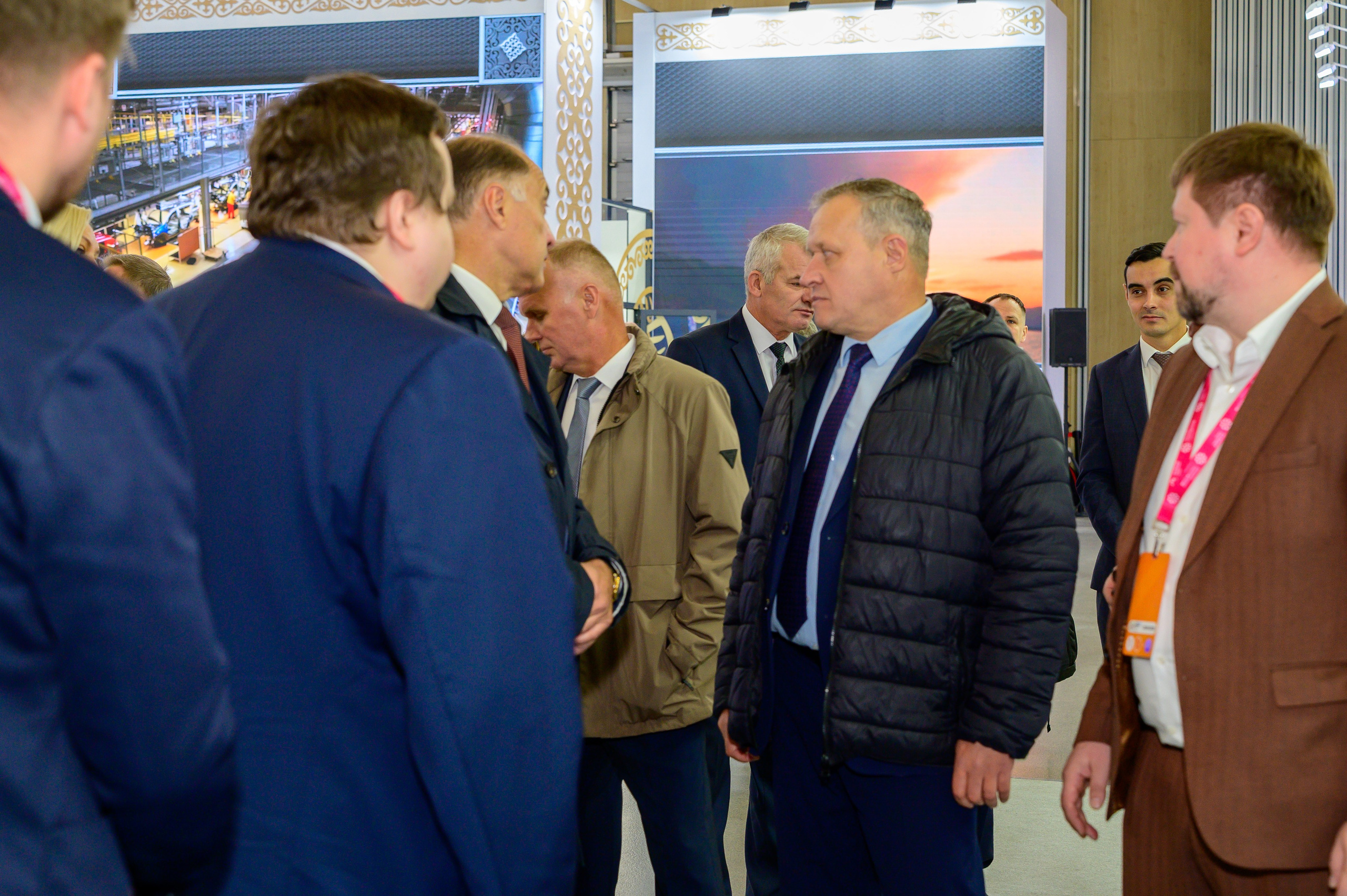 BigindustrialweekBelarus. Фотоуслуги, услуги фотографа, фотографирование важных событий