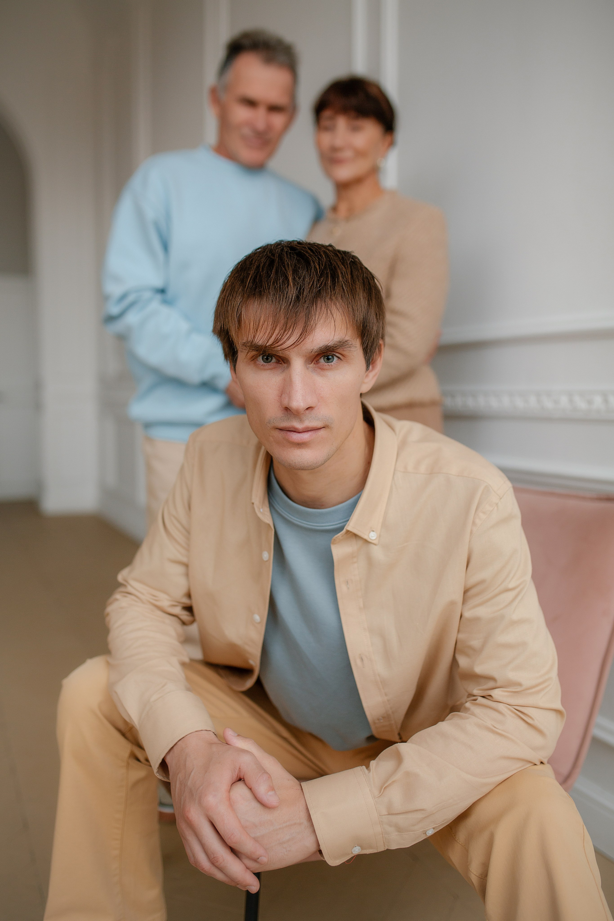 Фотосессия большой семьи в студии