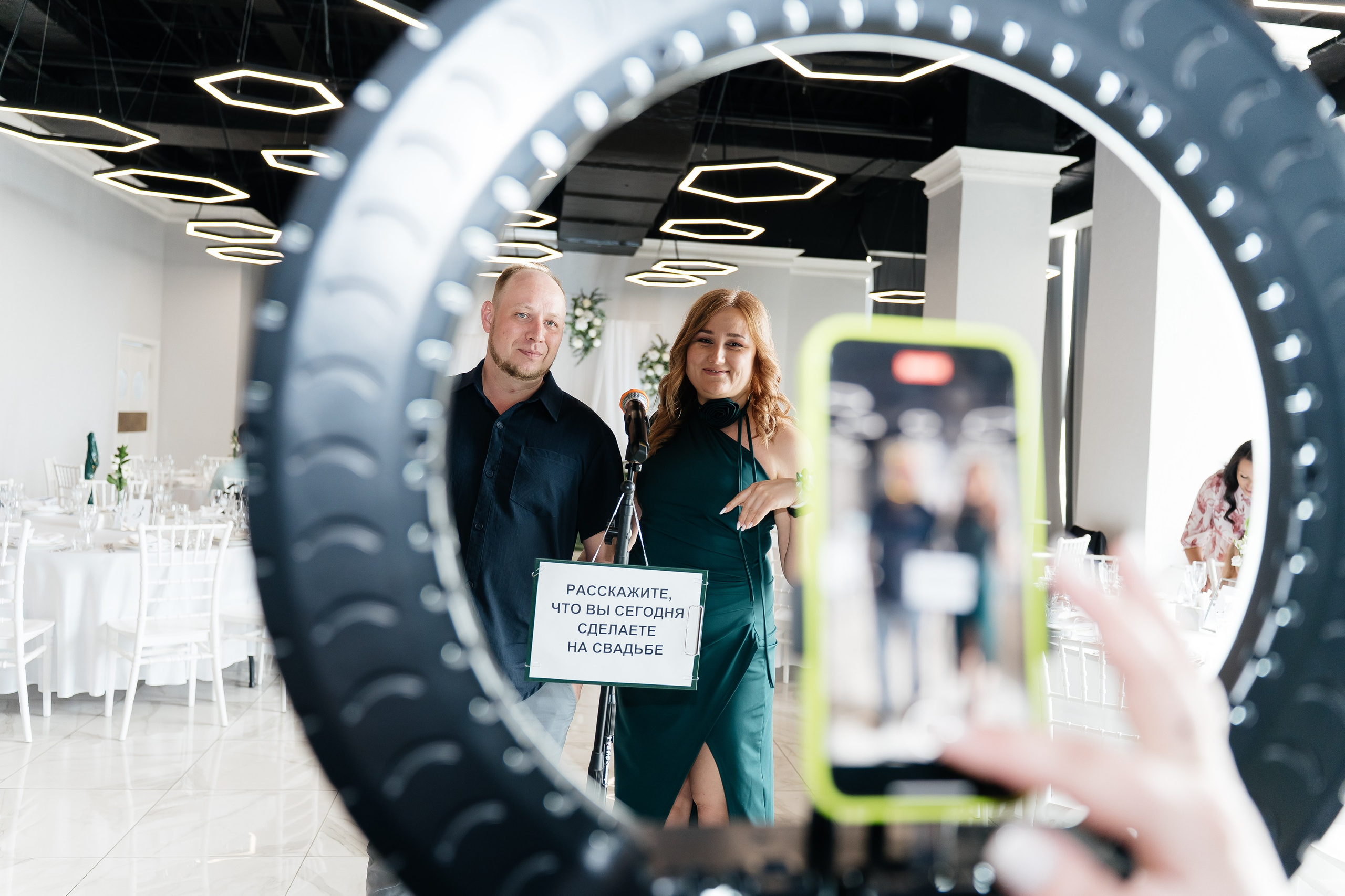 В отели. Для тех, кто не ждёт удачи, а создаёт её. Каждая фотосессия — это твой момент, твой стиль, твой успех. 📸