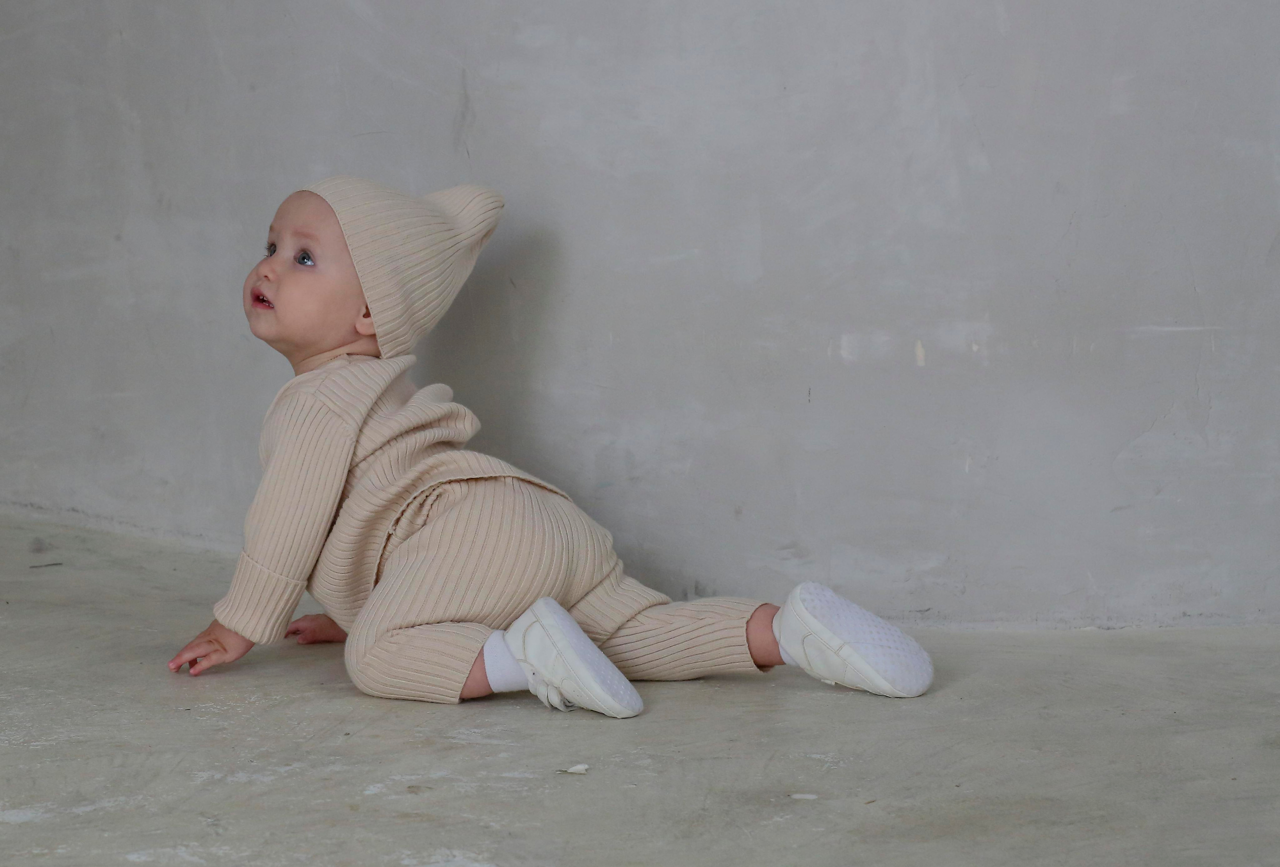 Модель девочка для предметной съемки Амелия Казань| Sale Easy